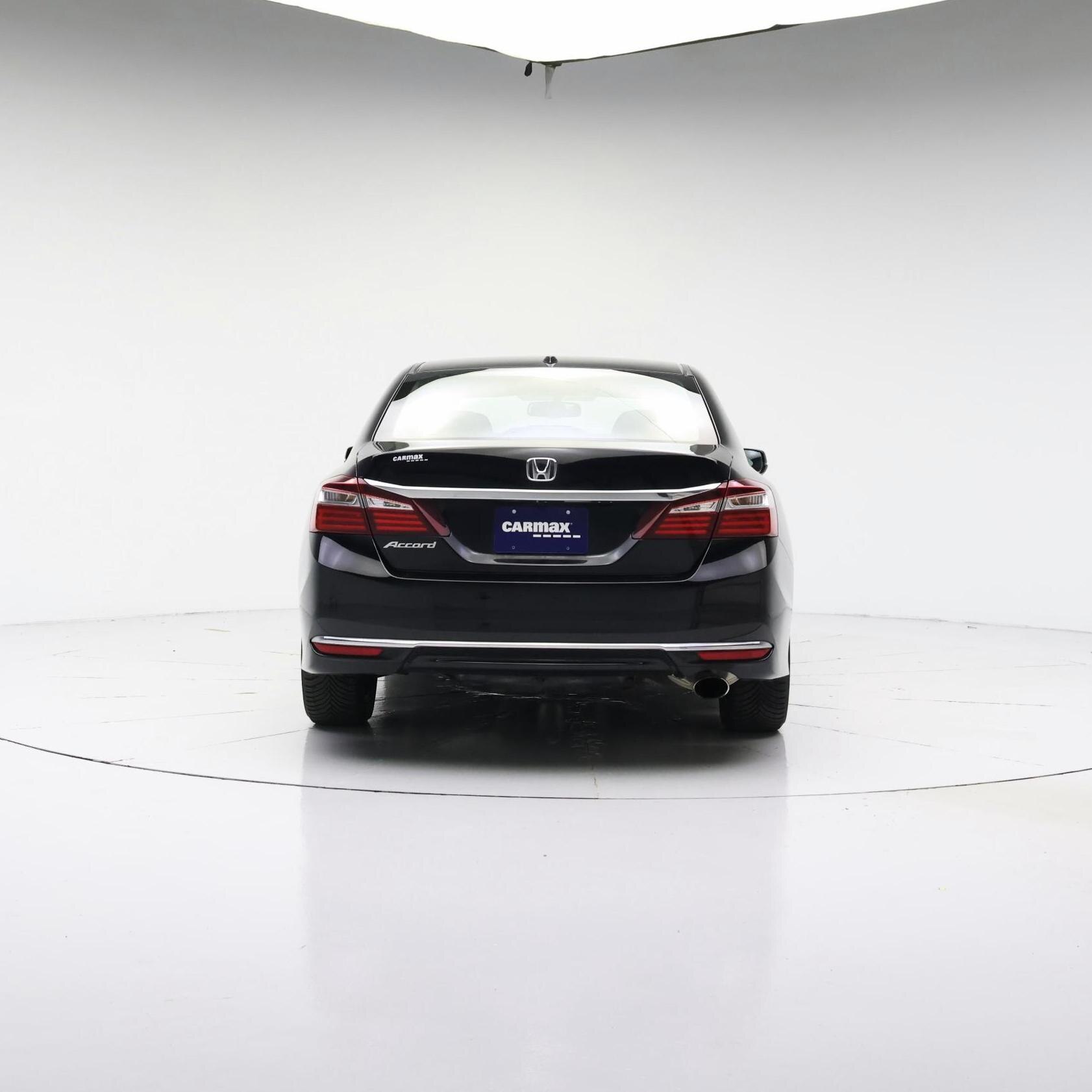Thumbnail: 2017 Honda Accord - 6