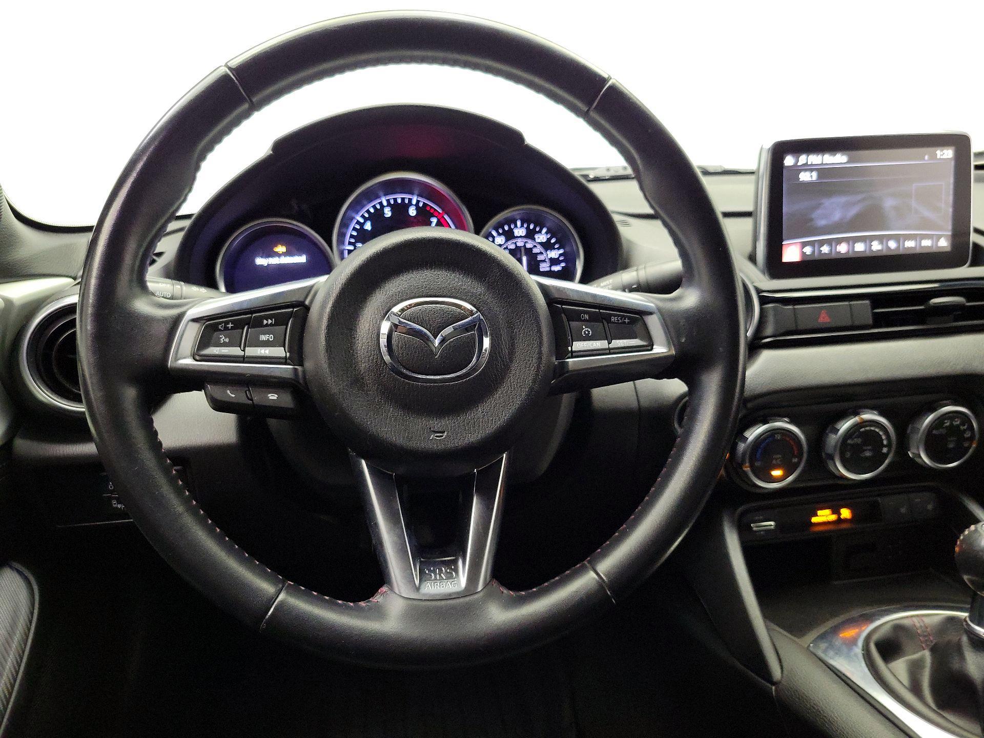 Thumbnail: 2017 Mazda MX-5 Miata - 10