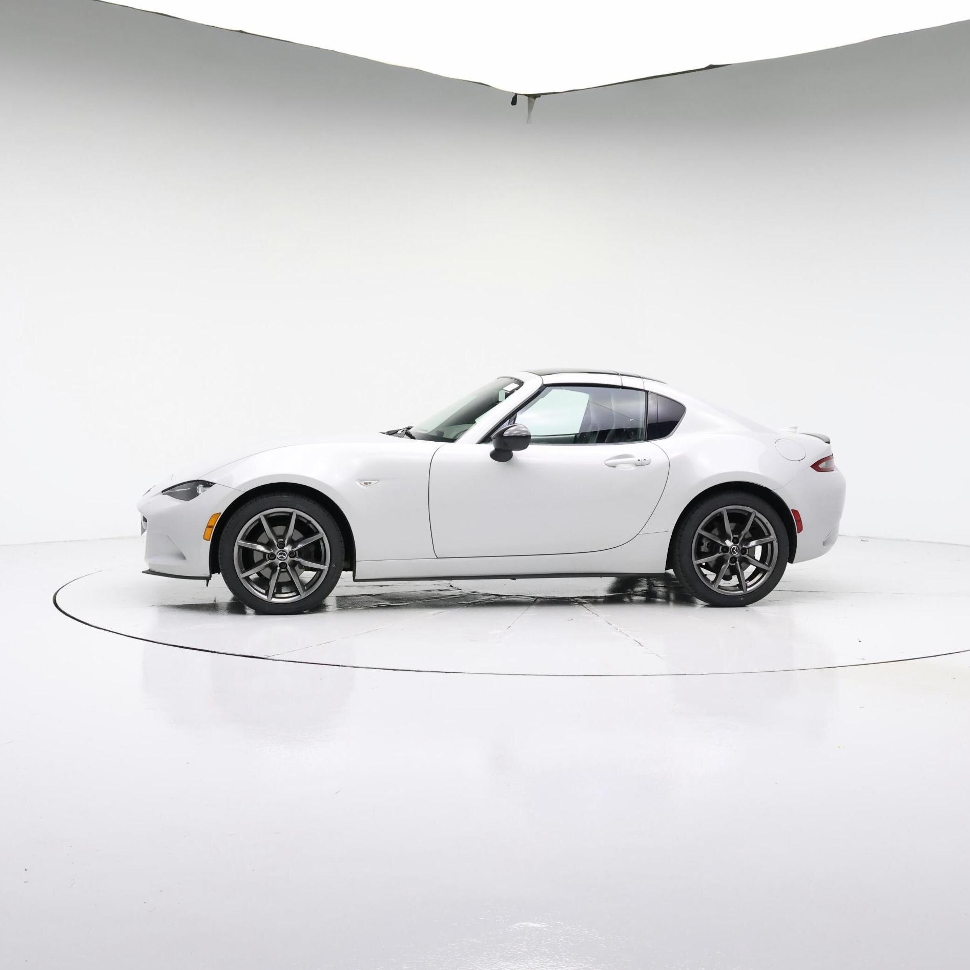 Thumbnail: 2017 Mazda MX-5 Miata - 3