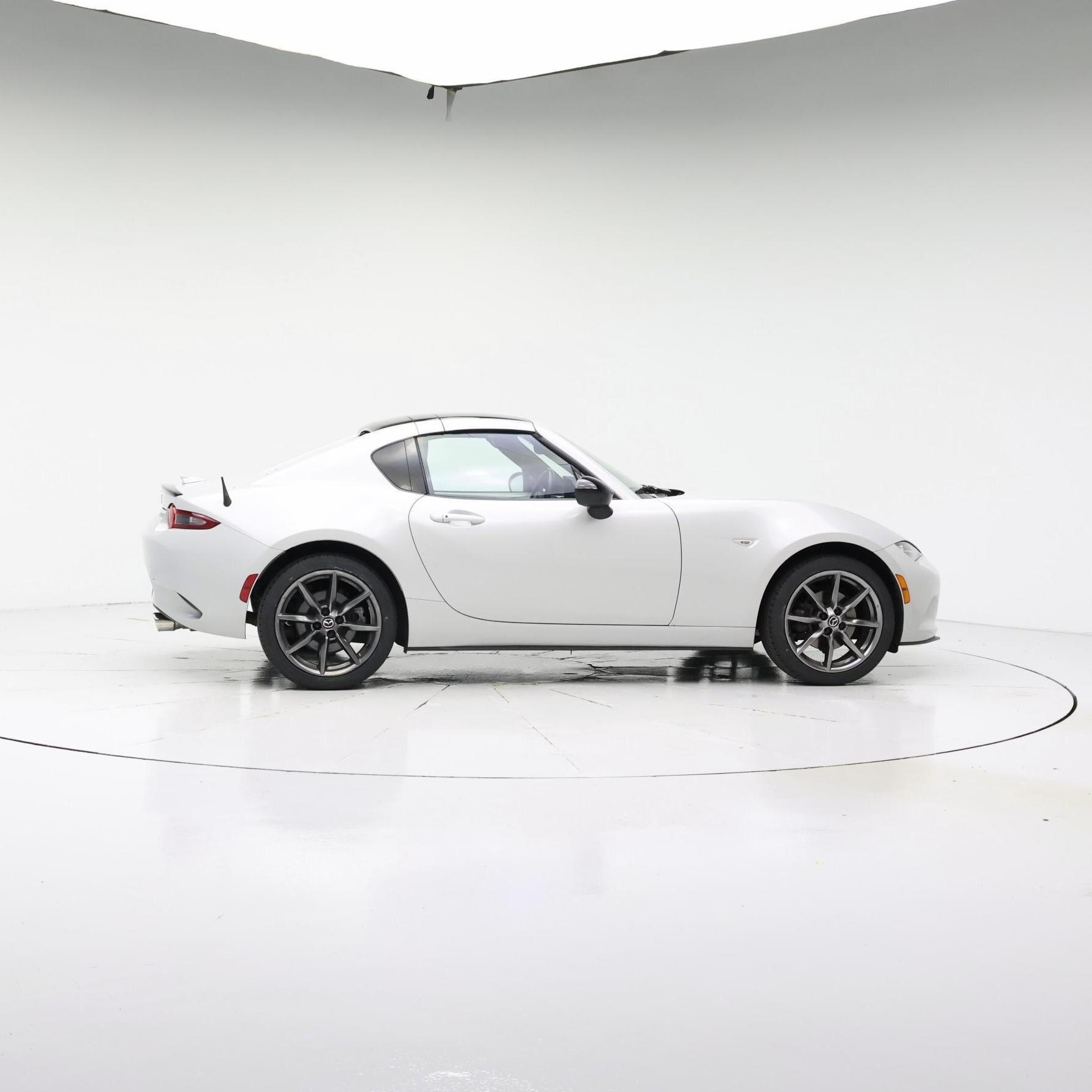 Thumbnail: 2017 Mazda MX-5 Miata - 7