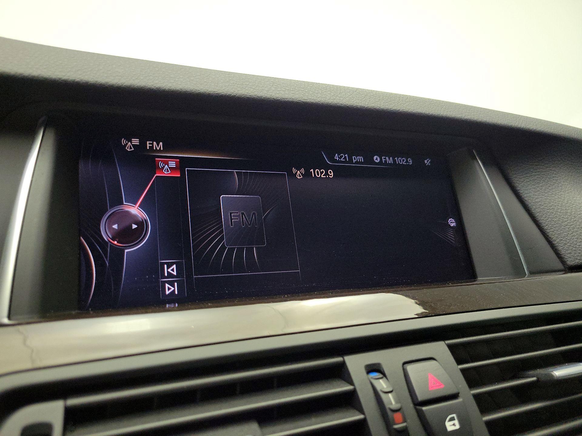 Thumbnail: 2016 BMW 5 Series - 16