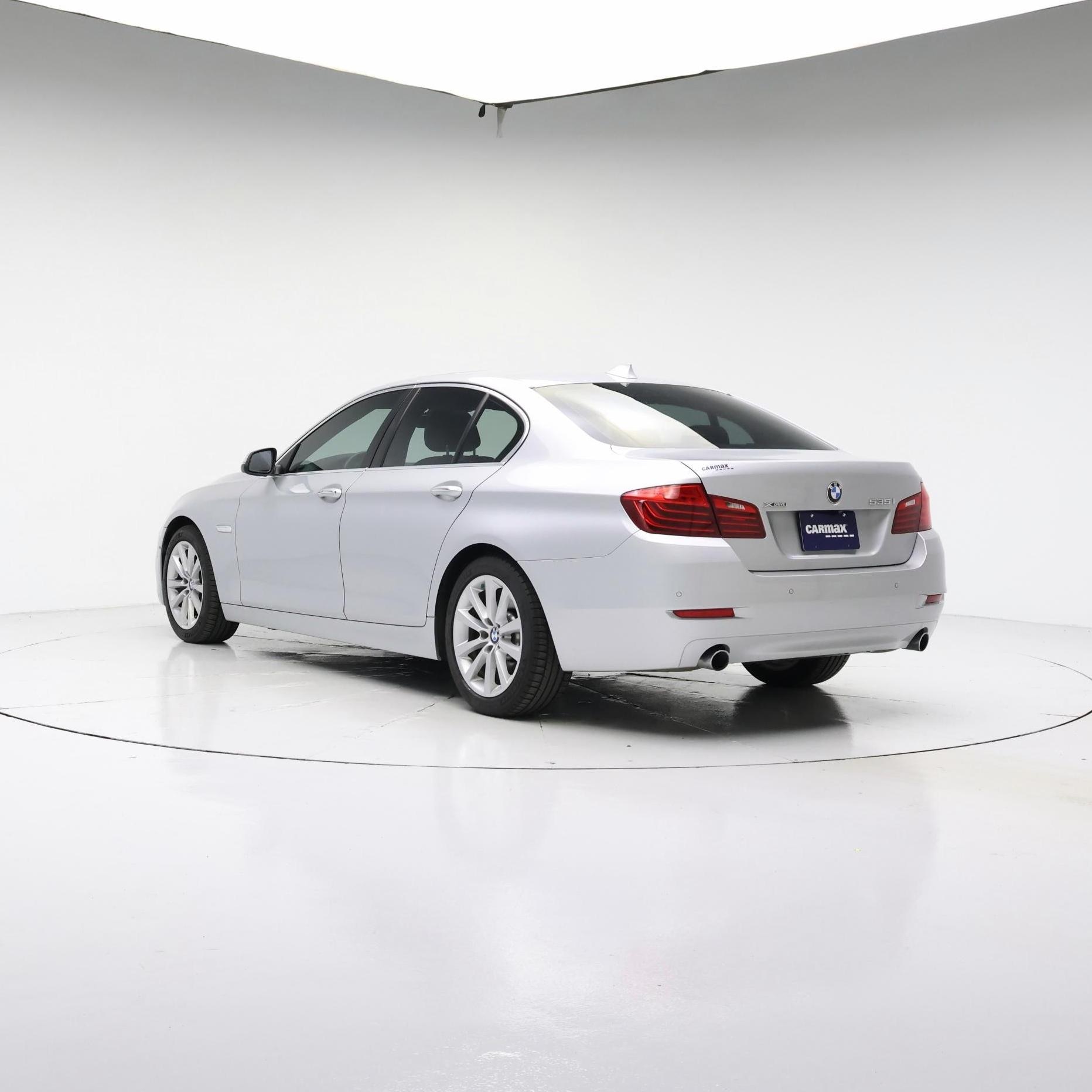 Thumbnail: 2016 BMW 5 Series - 2
