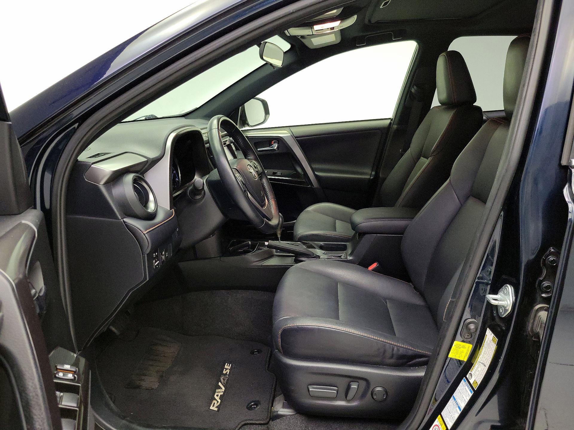 Thumbnail: 2017 Toyota RAV4 - 11