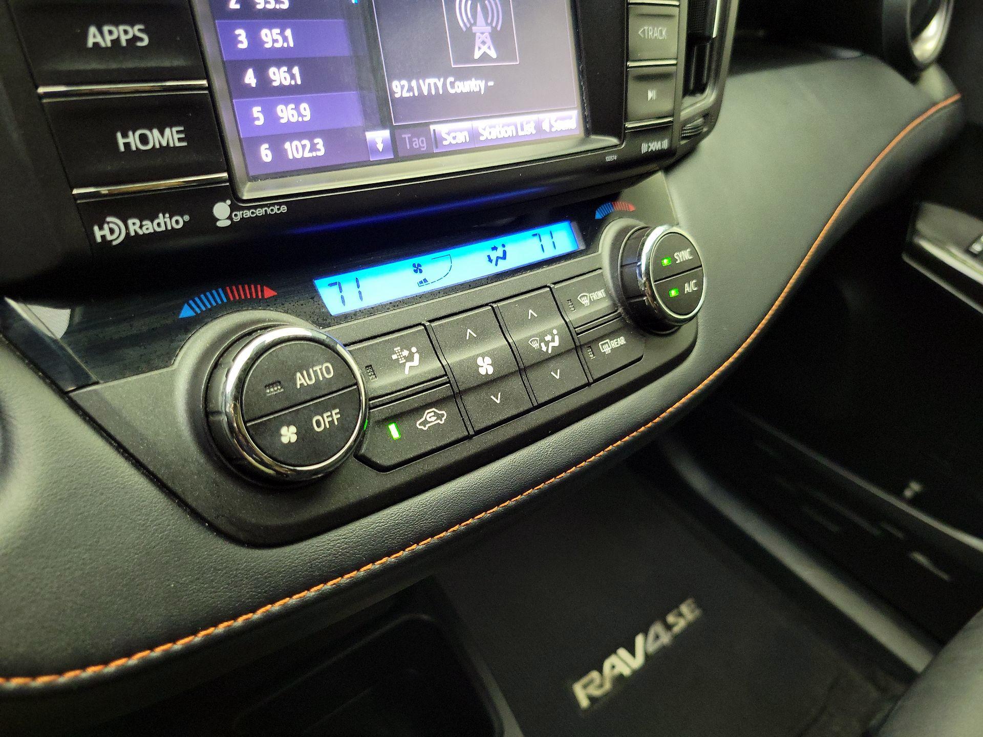 Thumbnail: 2017 Toyota RAV4 - 15