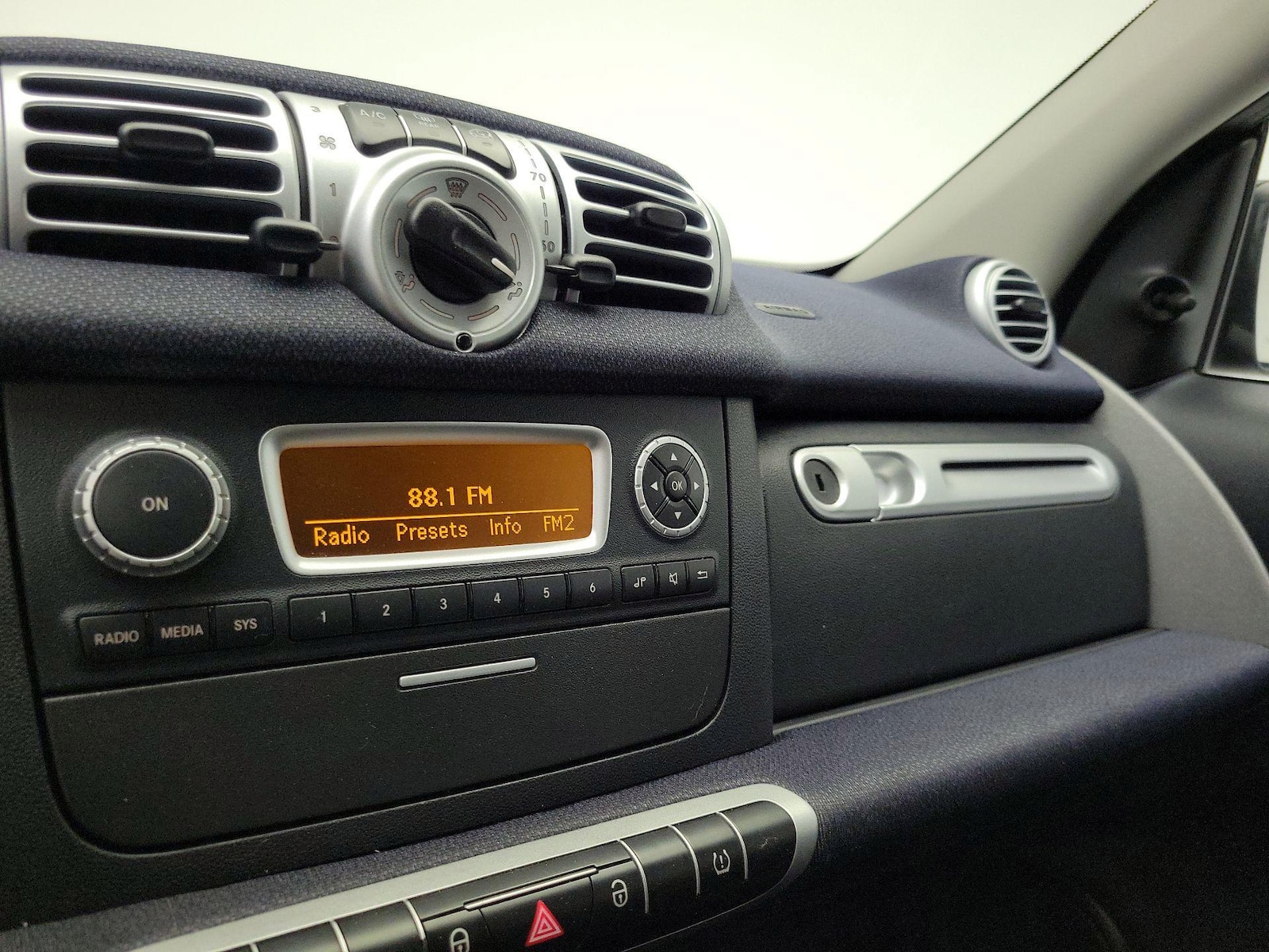 2015 smart fortwo passion - Photo 14