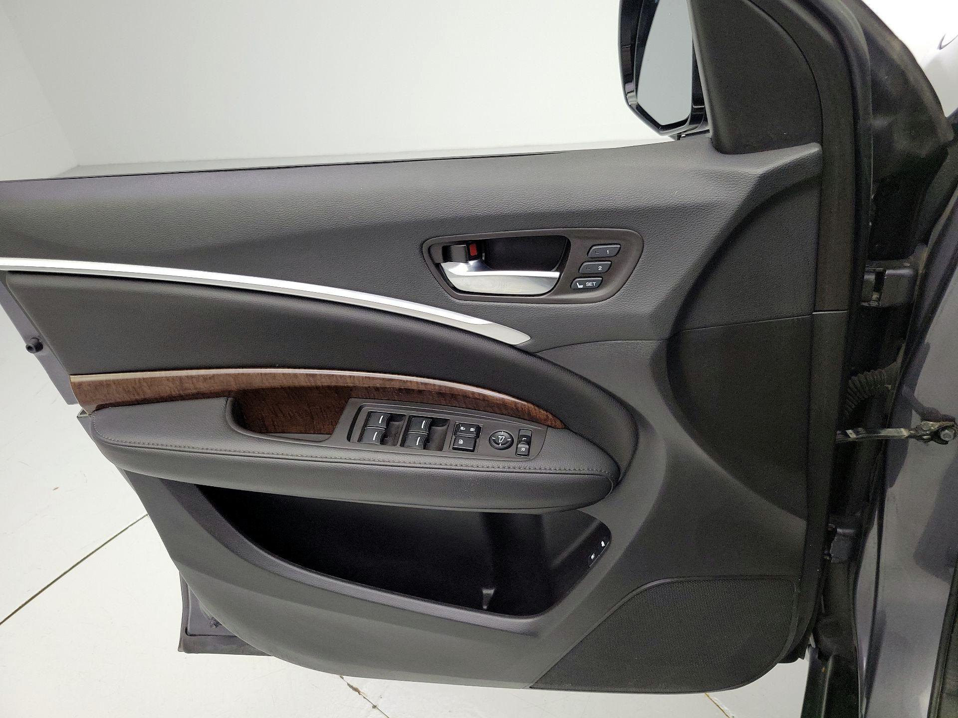 Thumbnail: 2019 Acura MDX - 12