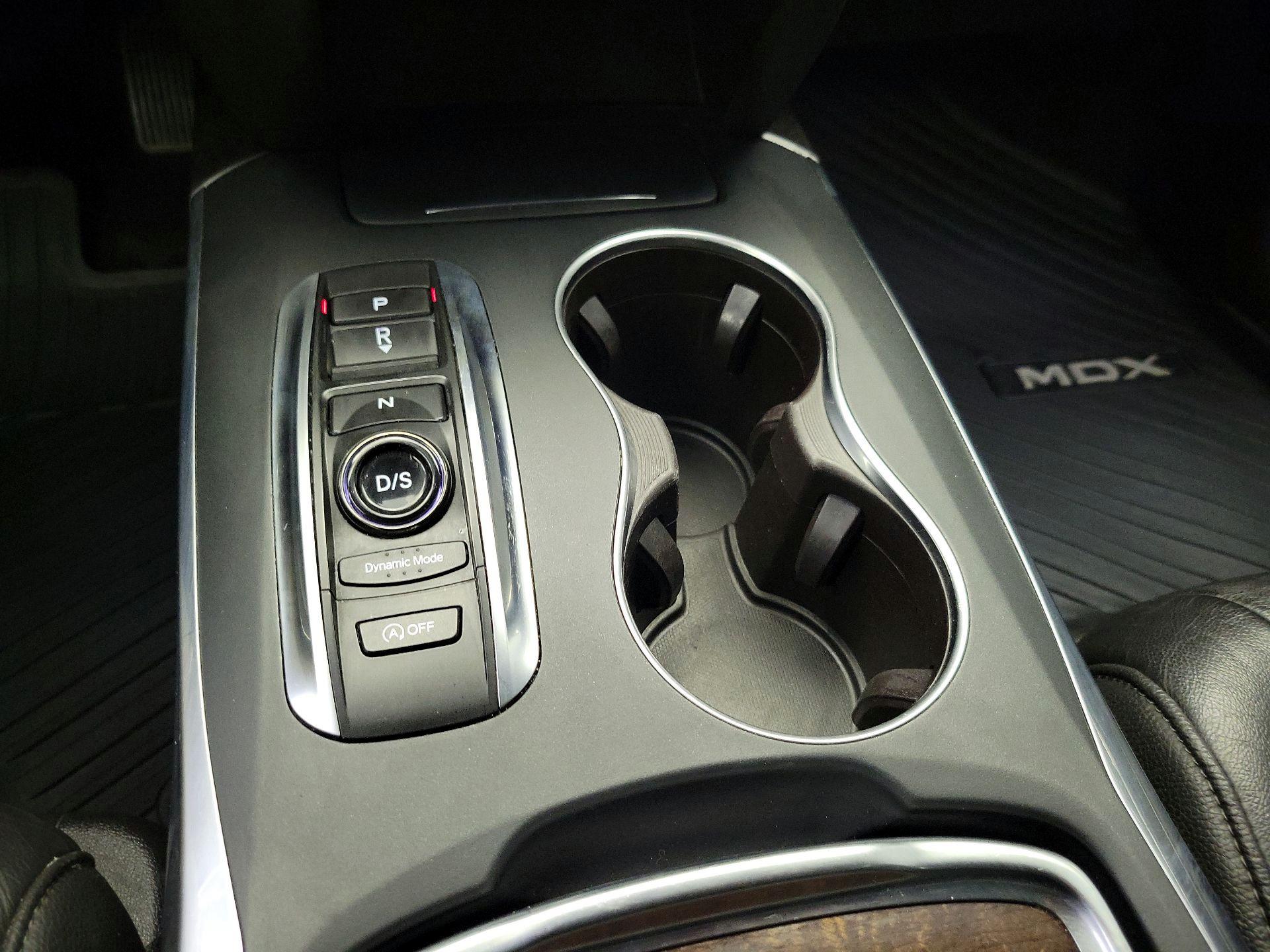 Thumbnail: 2019 Acura MDX - 17