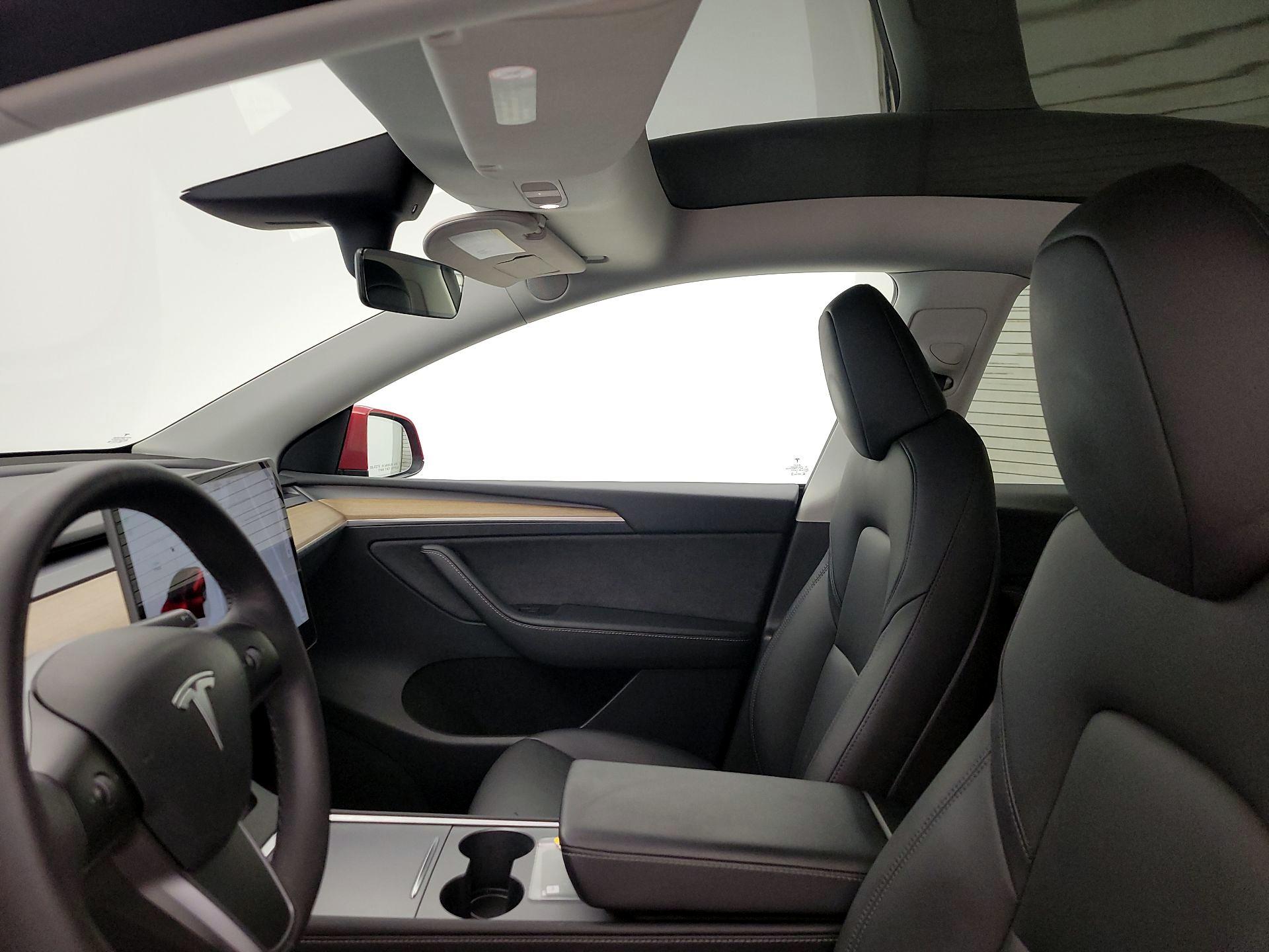 Thumbnail: 2022 Tesla Model Y - 18