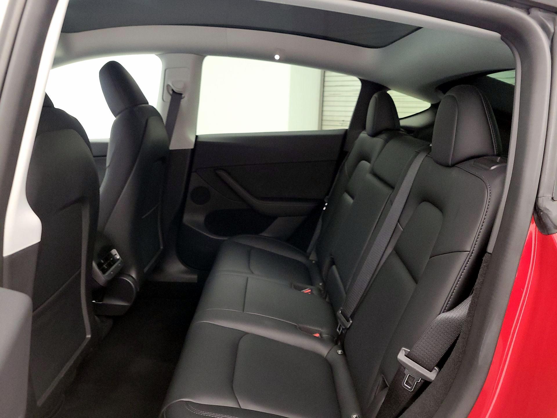 Thumbnail: 2022 Tesla Model Y - 19