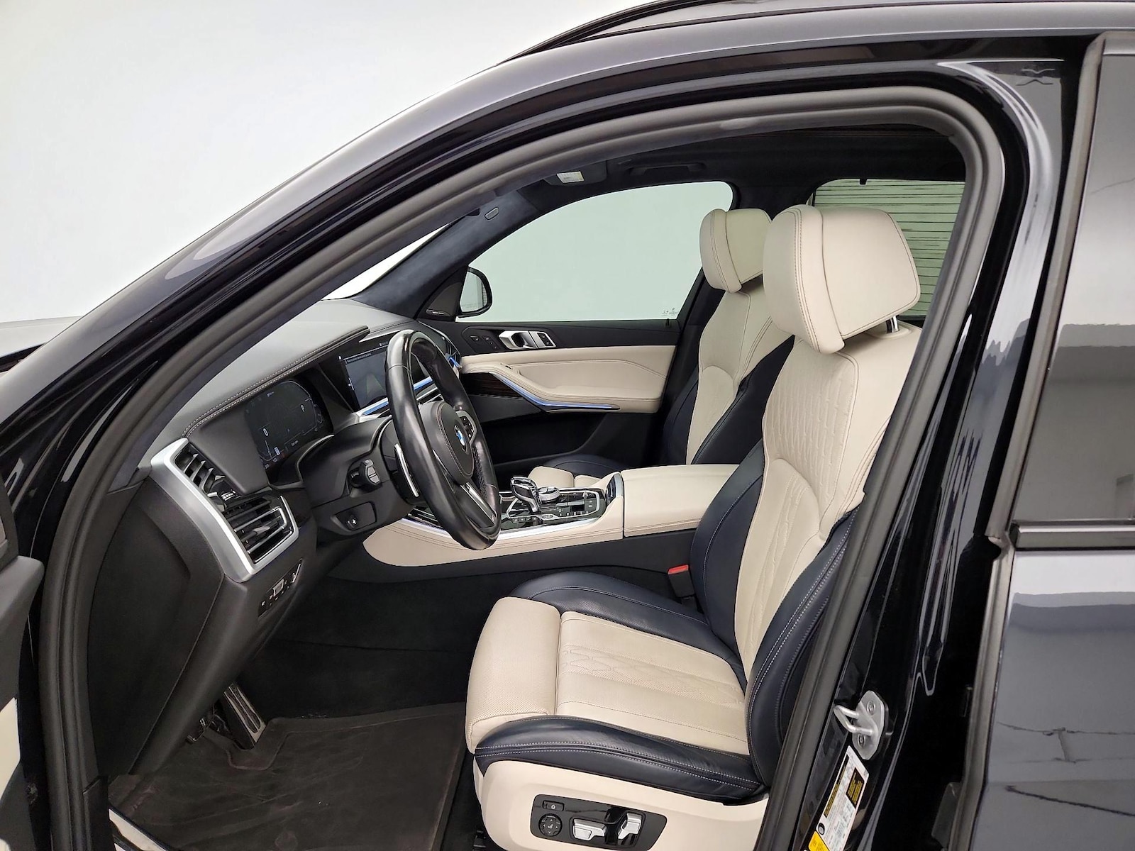 2021 BMW X5 45e - Photo 12