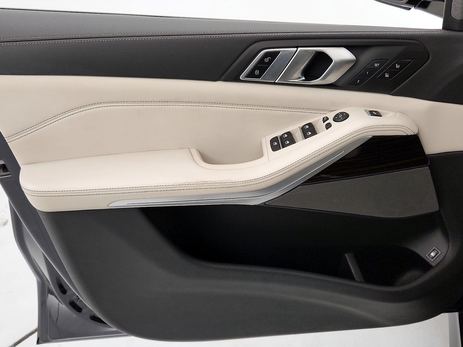 2021 BMW X5 45e - Photo 13