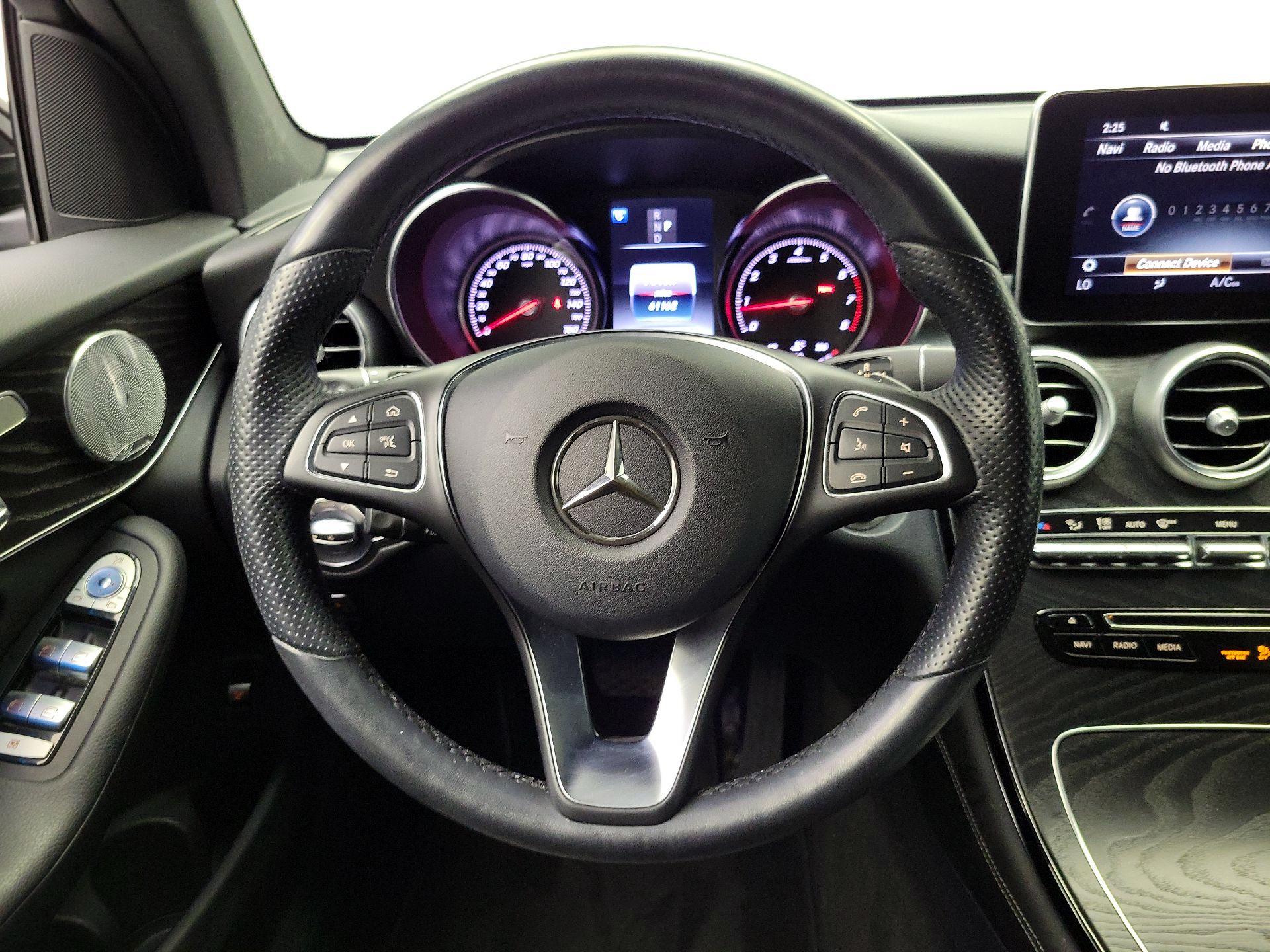 Thumbnail: 2017 Mercedes-Benz GLC - 10