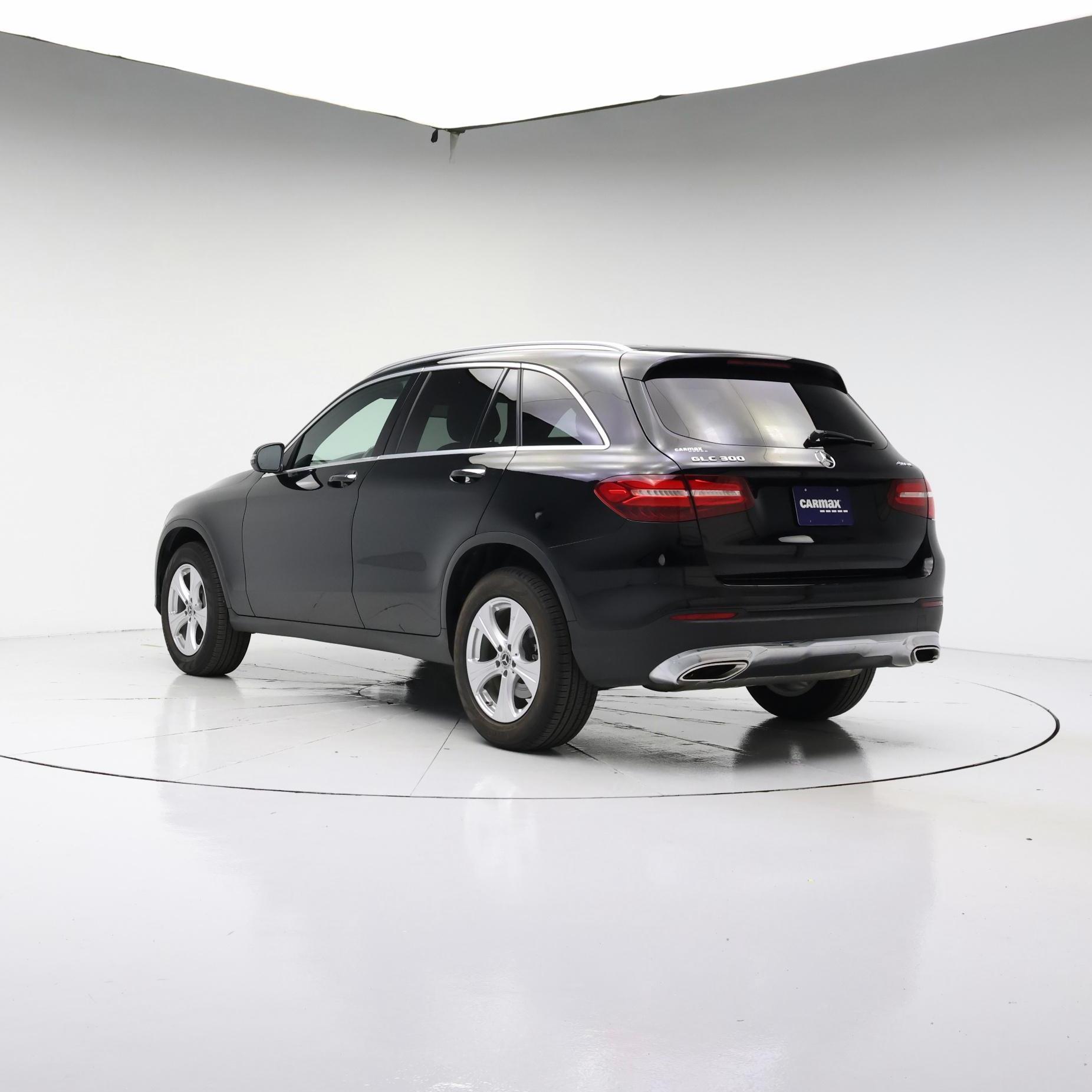 Thumbnail: 2017 Mercedes-Benz GLC - 2