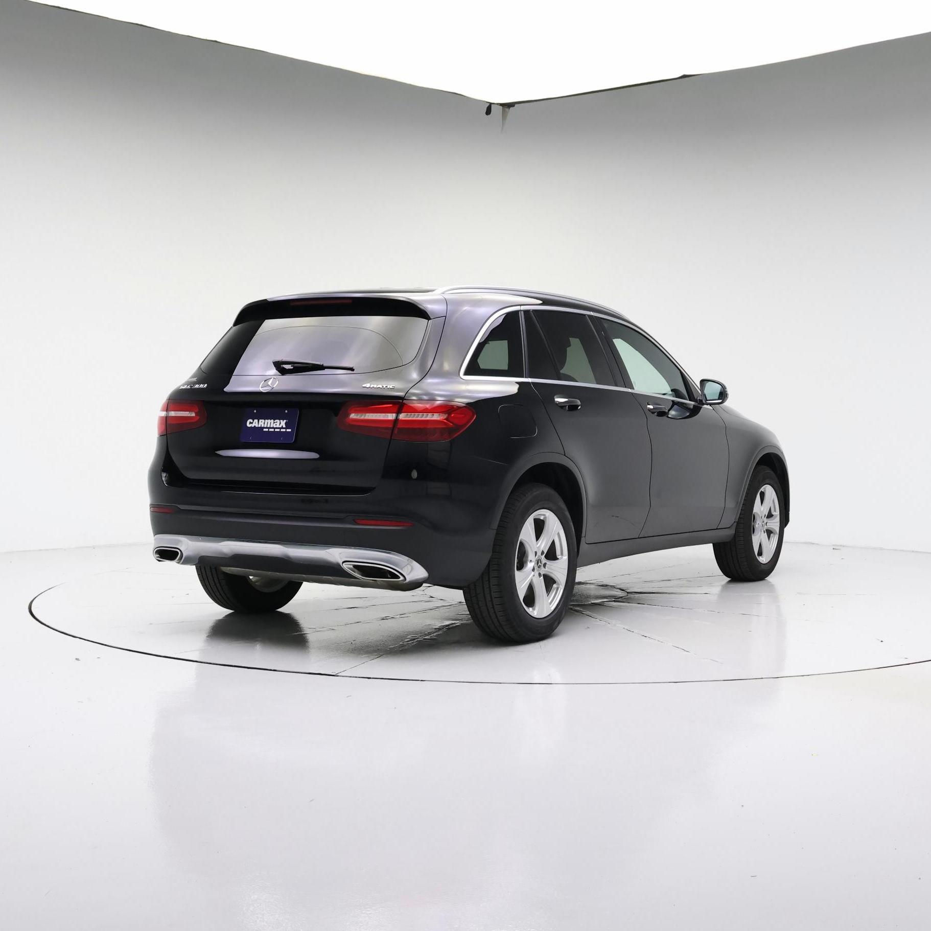 Thumbnail: 2017 Mercedes-Benz GLC - 8