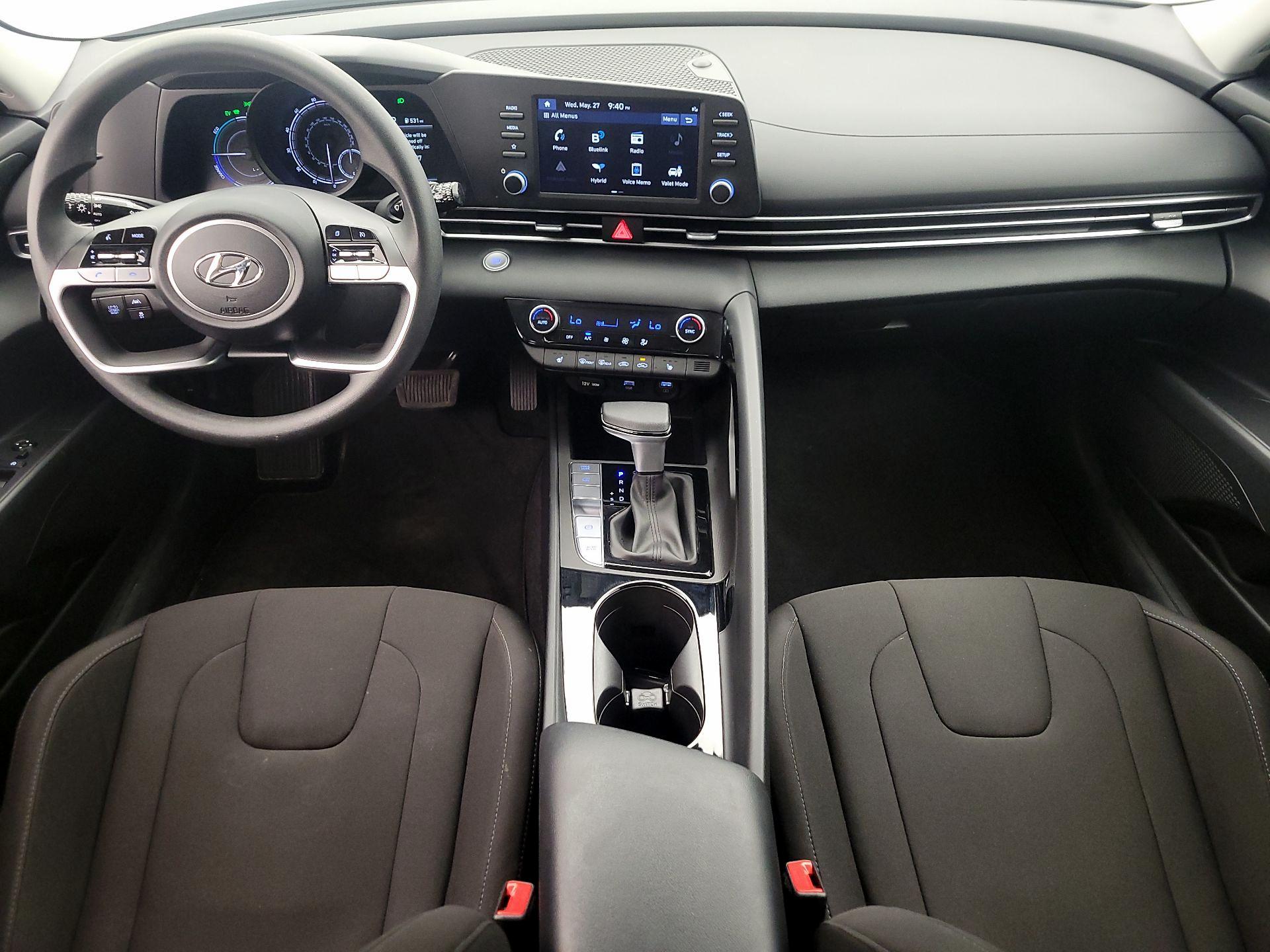Thumbnail: 2023 Hyundai Elantra - 9