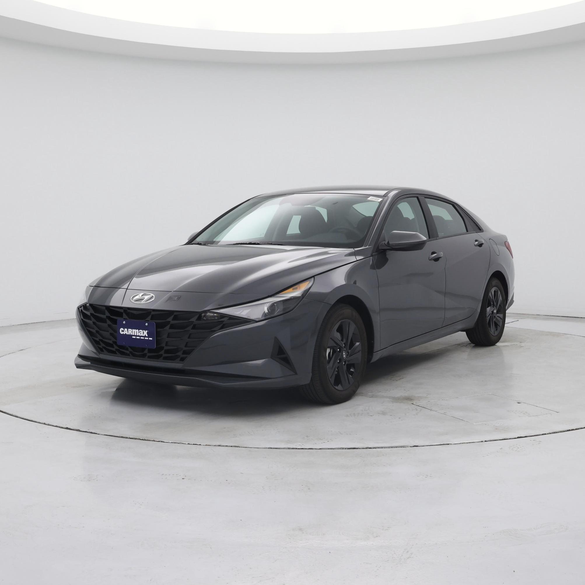 Thumbnail: 2023 Hyundai Elantra - 4