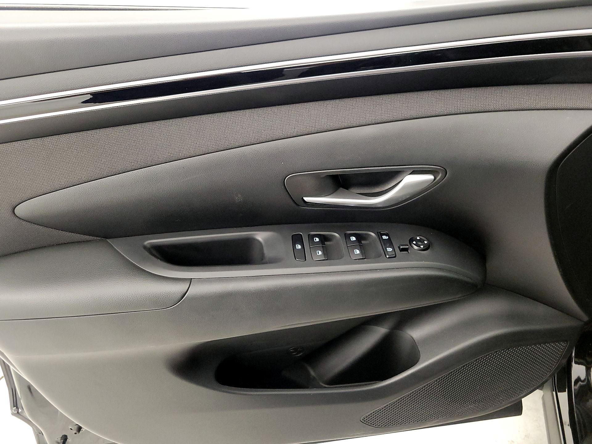 Thumbnail: 2023 Hyundai Tucson - 12