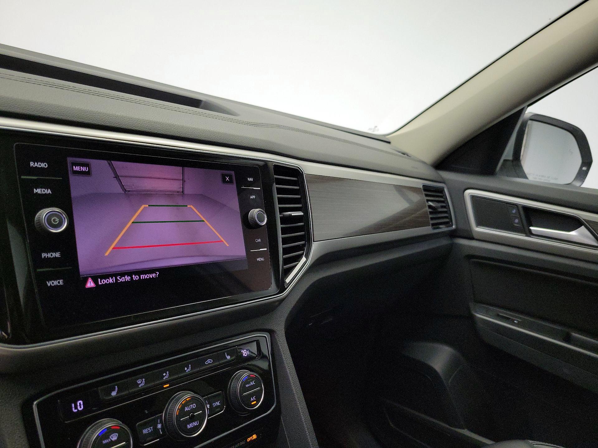 Thumbnail: 2019 Volkswagen Atlas - 14