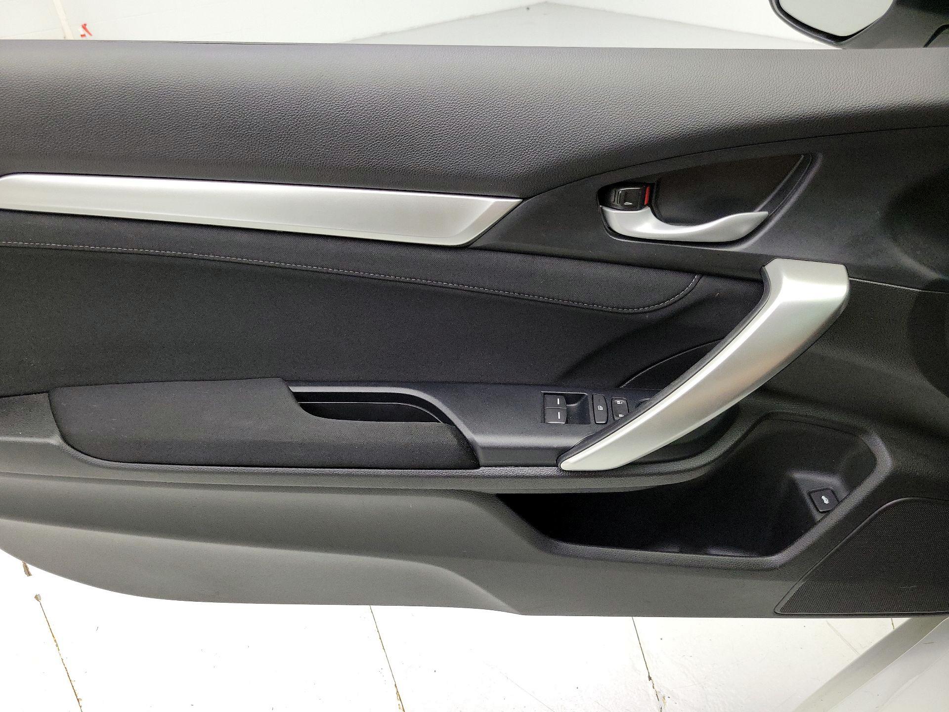 Thumbnail: 2019 Honda Civic - 12