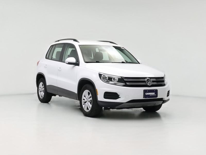 2017 Volkswagen Tiguan S -
                  Glencoe, IL