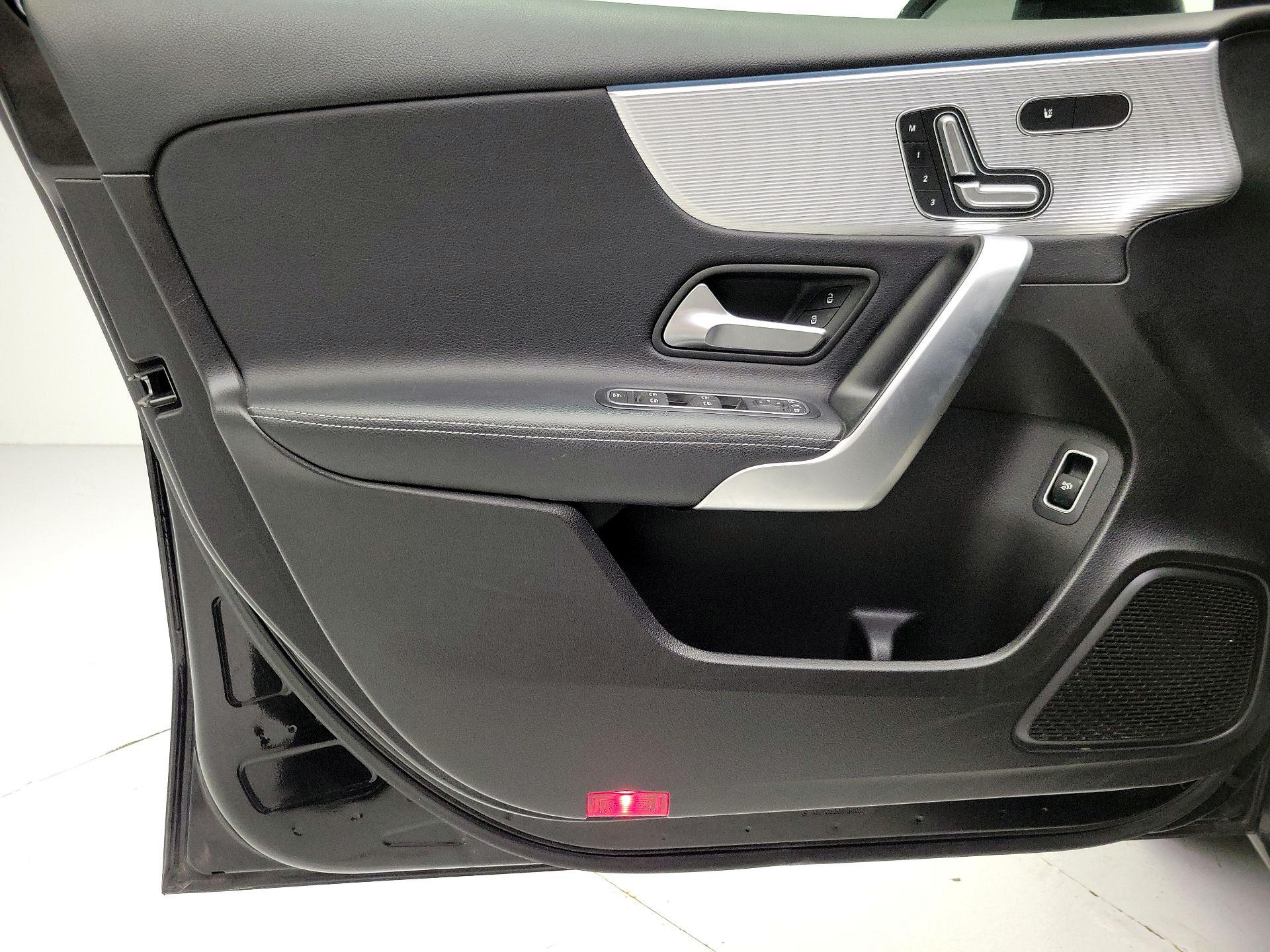 Thumbnail: 2019 Mercedes-Benz A-Class - 12