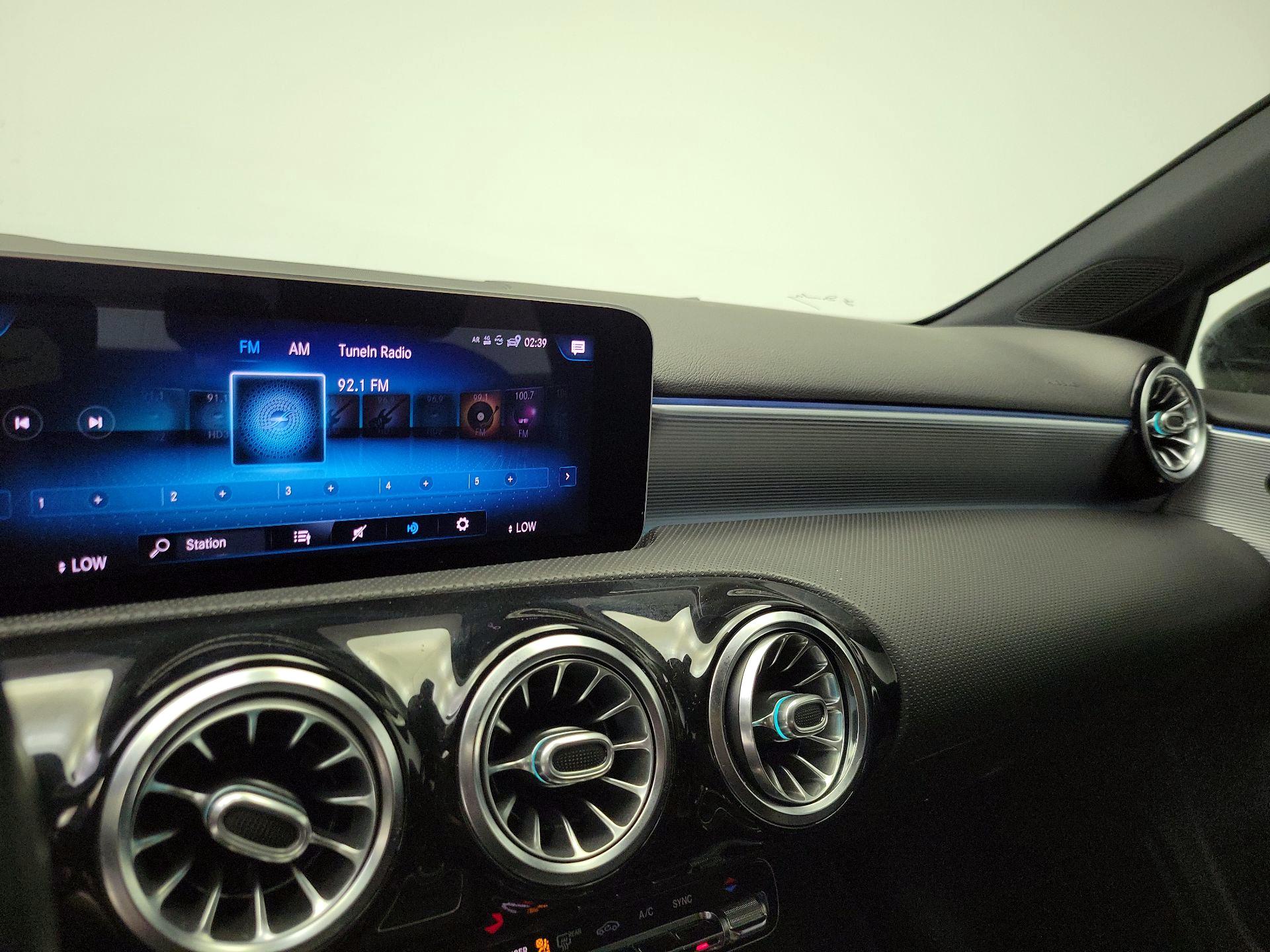 Thumbnail: 2019 Mercedes-Benz A-Class - 15