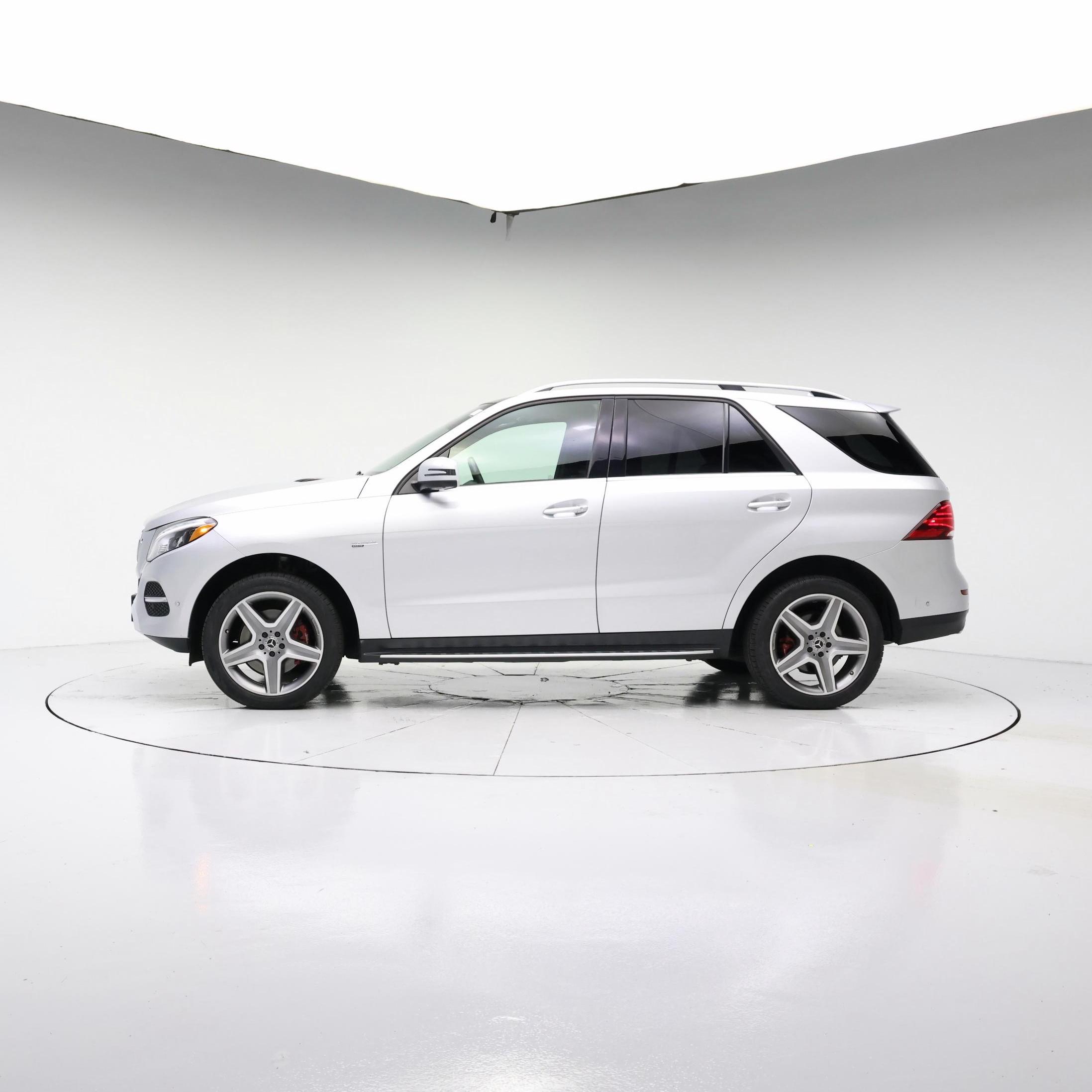 Thumbnail: 2019 Mercedes-Benz GLE - 3