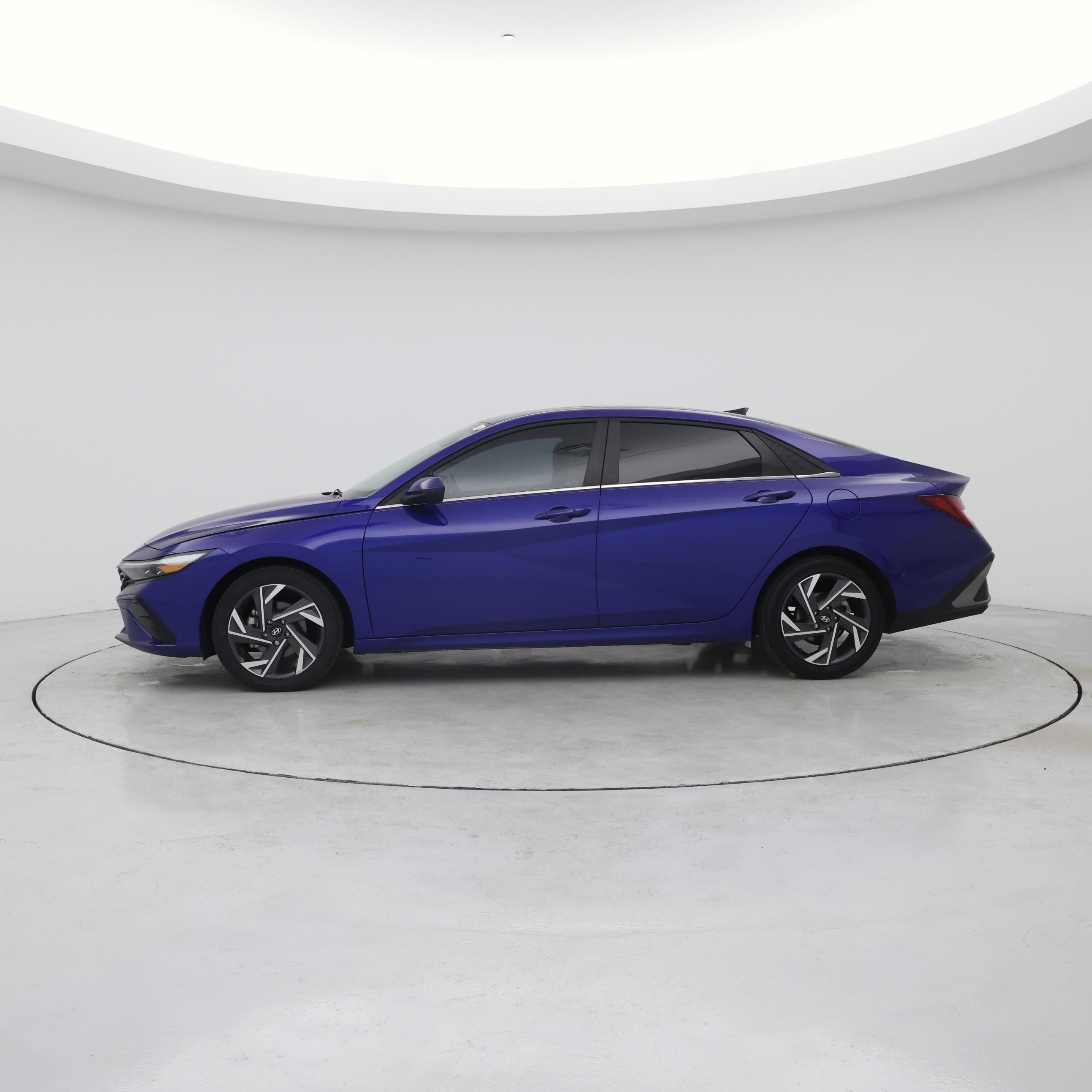 Thumbnail: 2025 Hyundai Elantra - 3