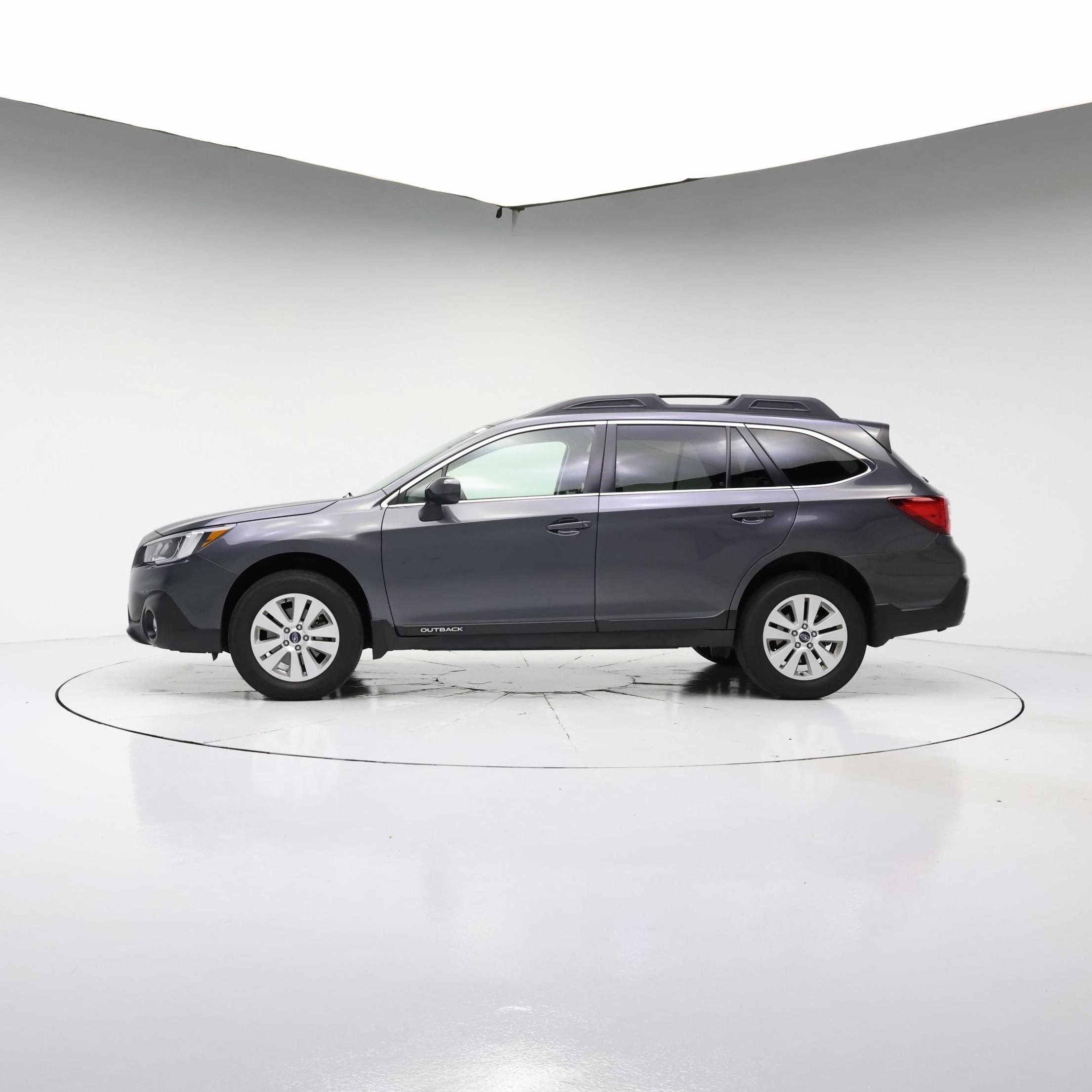 Thumbnail: 2019 Subaru Outback - 3