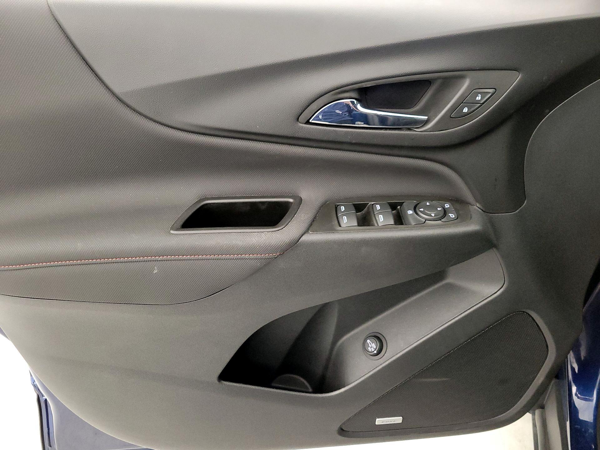 Thumbnail: 2022 Chevrolet Equinox - 12