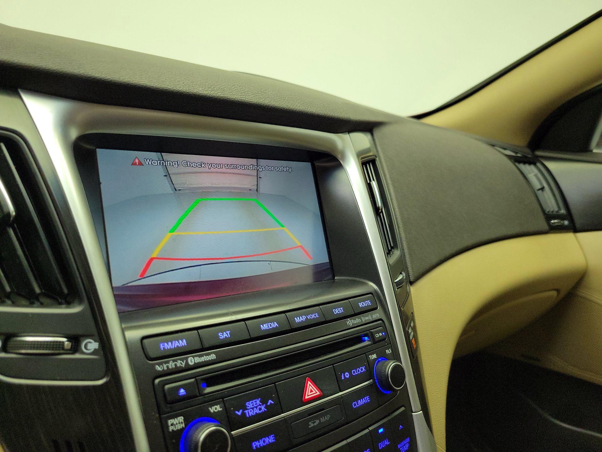Thumbnail: 2014 Hyundai Sonata - 15