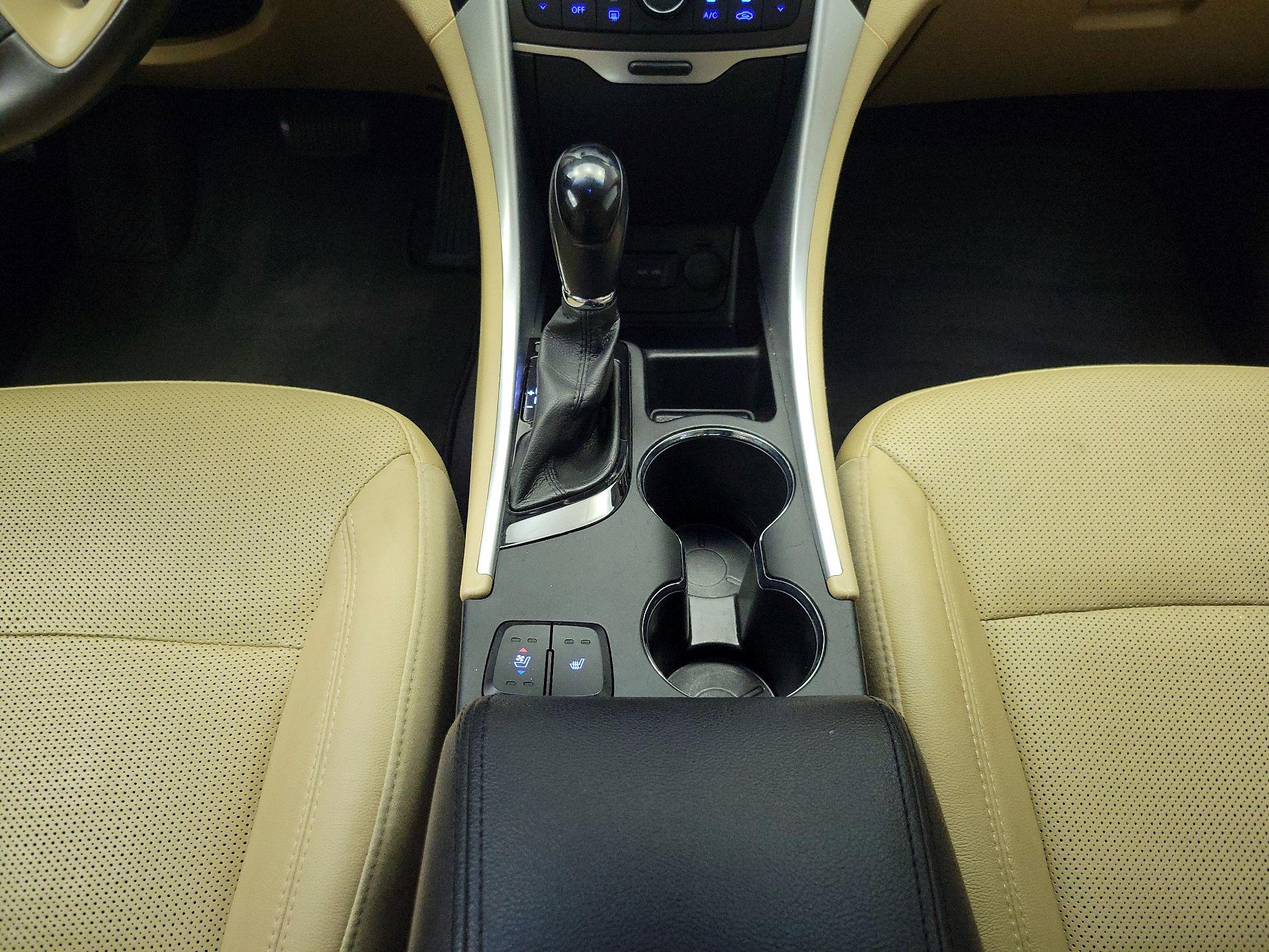 Thumbnail: 2014 Hyundai Sonata - 18