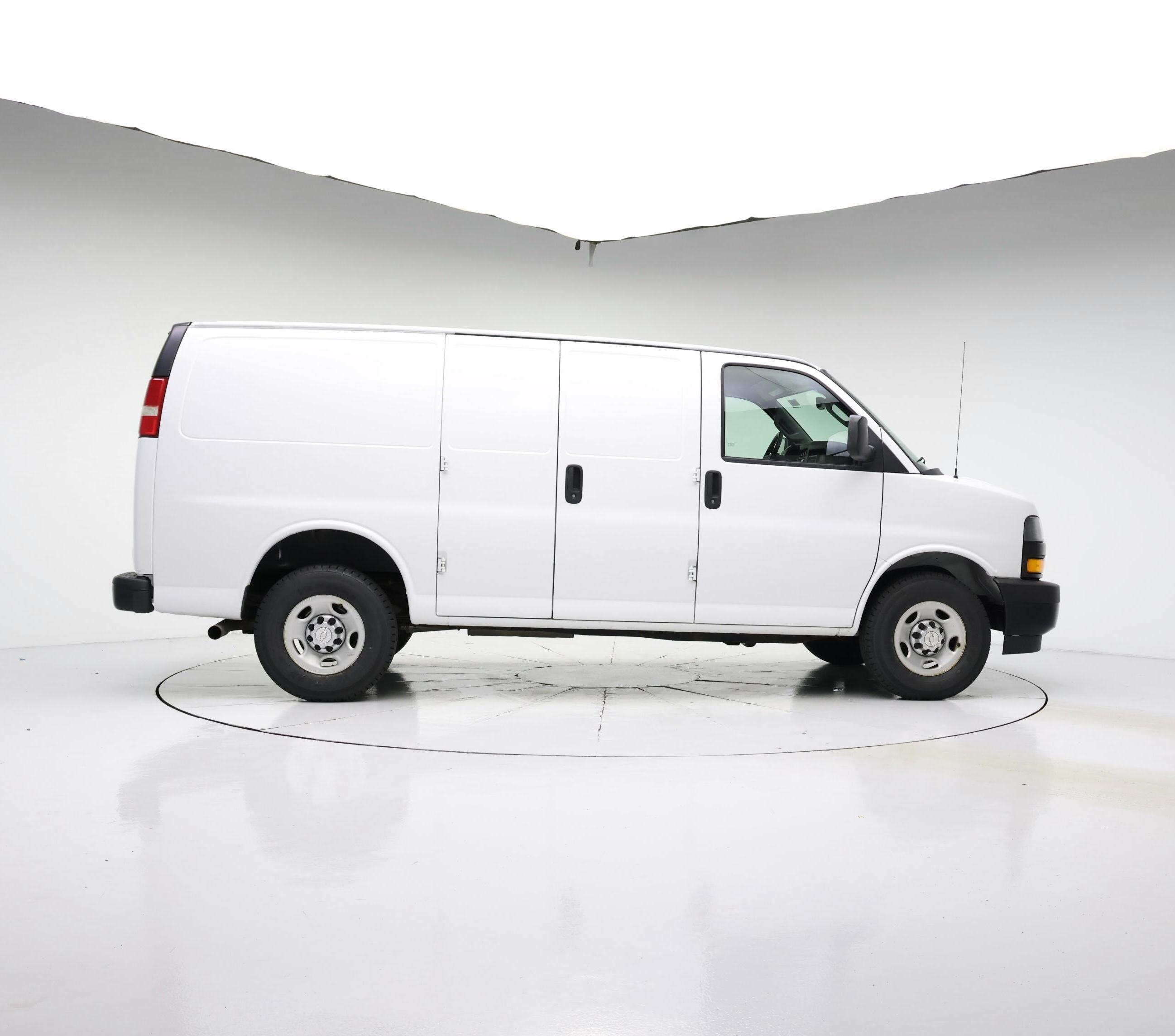 Thumbnail: 2018 Chevrolet Express - 7