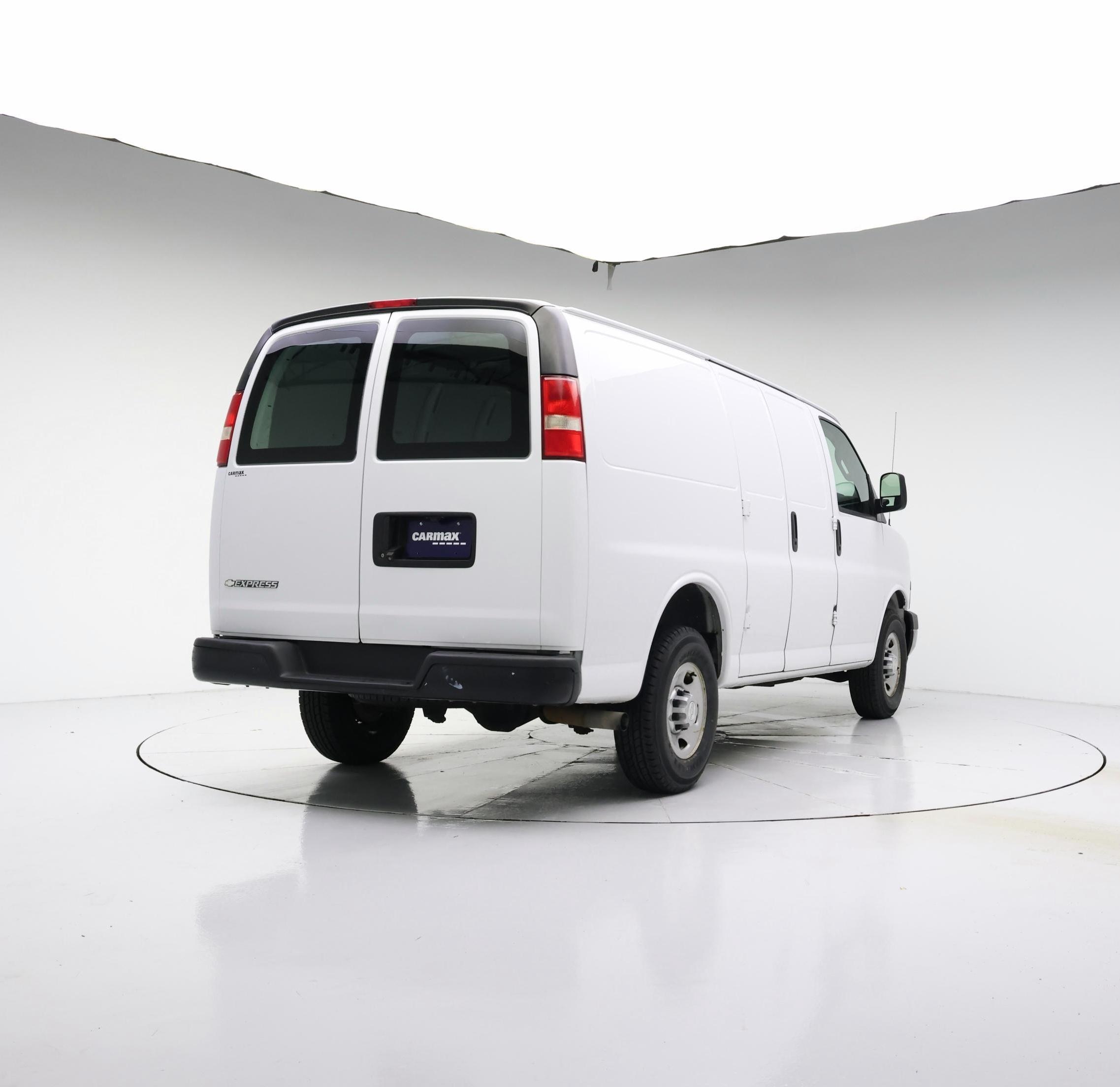 Thumbnail: 2018 Chevrolet Express - 8