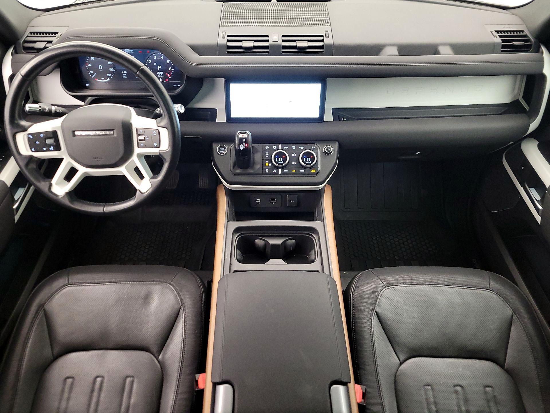 Thumbnail: 2022 Land Rover Defender - 9