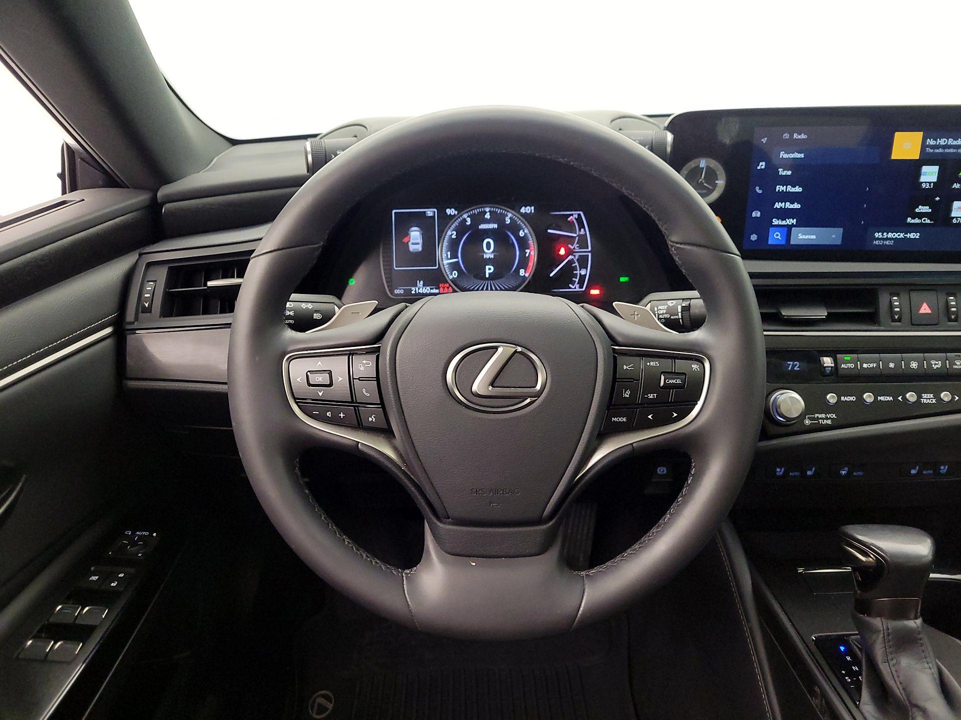 Thumbnail: 2023 Lexus ES - 10