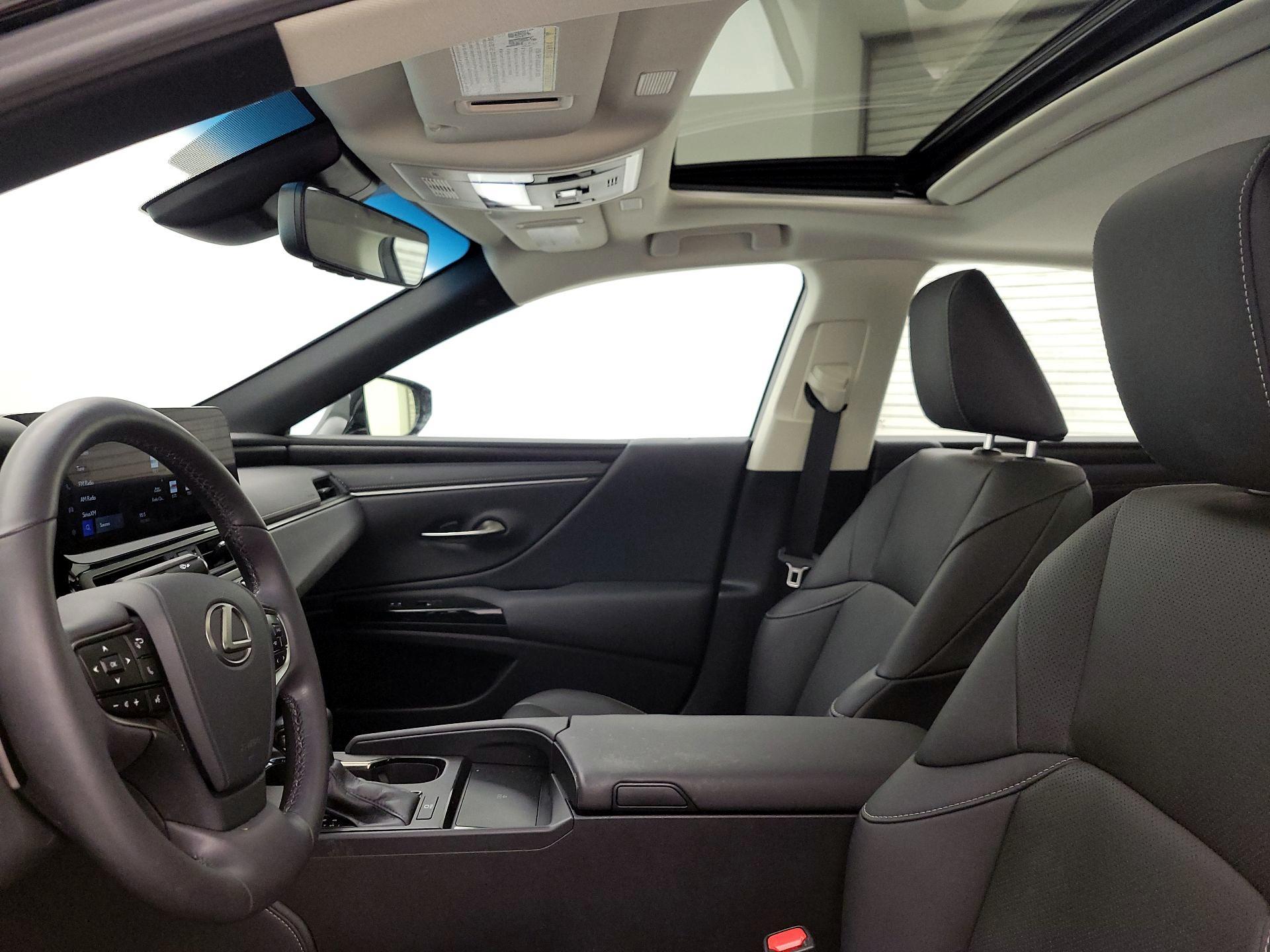 Thumbnail: 2023 Lexus ES - 19