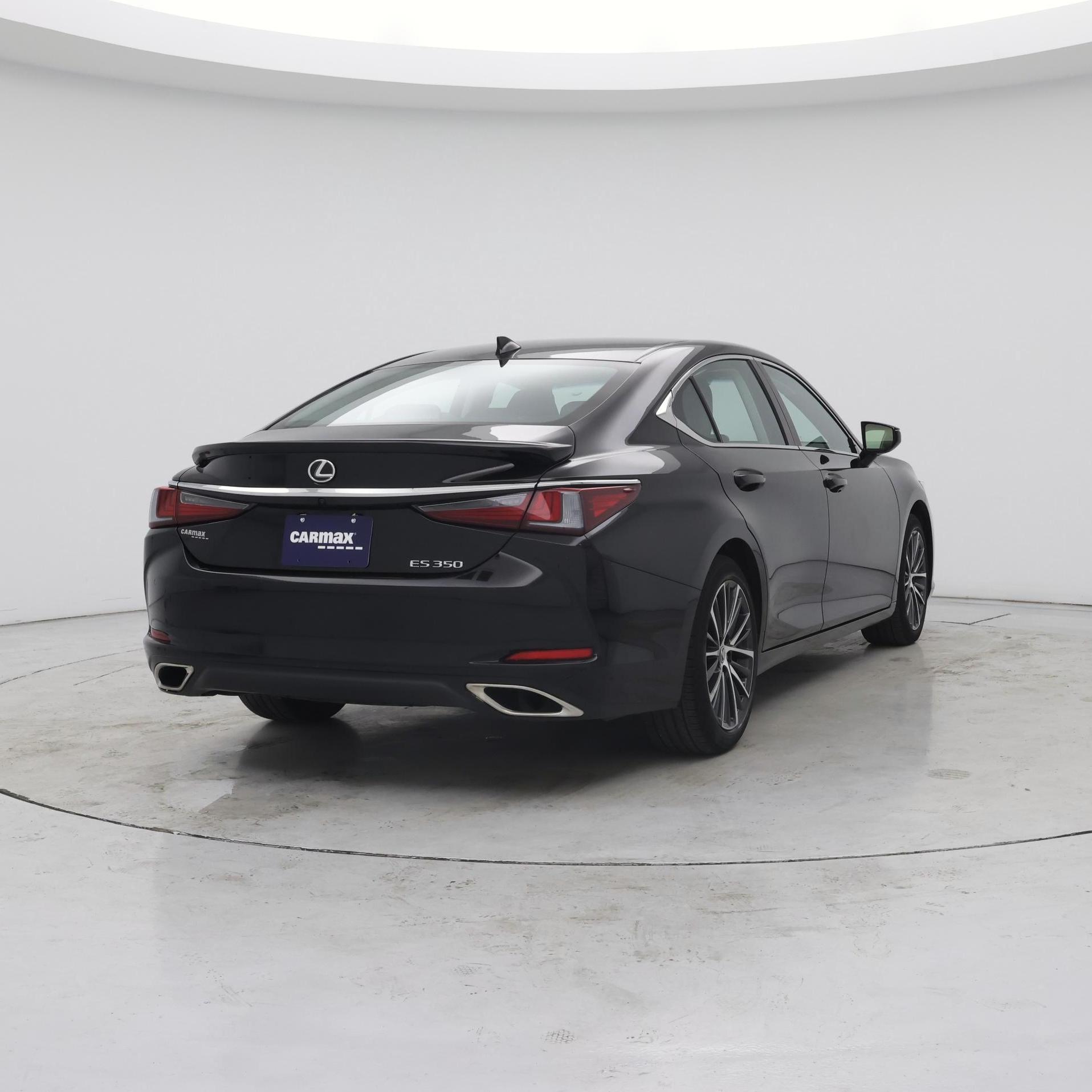 Thumbnail: 2023 Lexus ES - 8