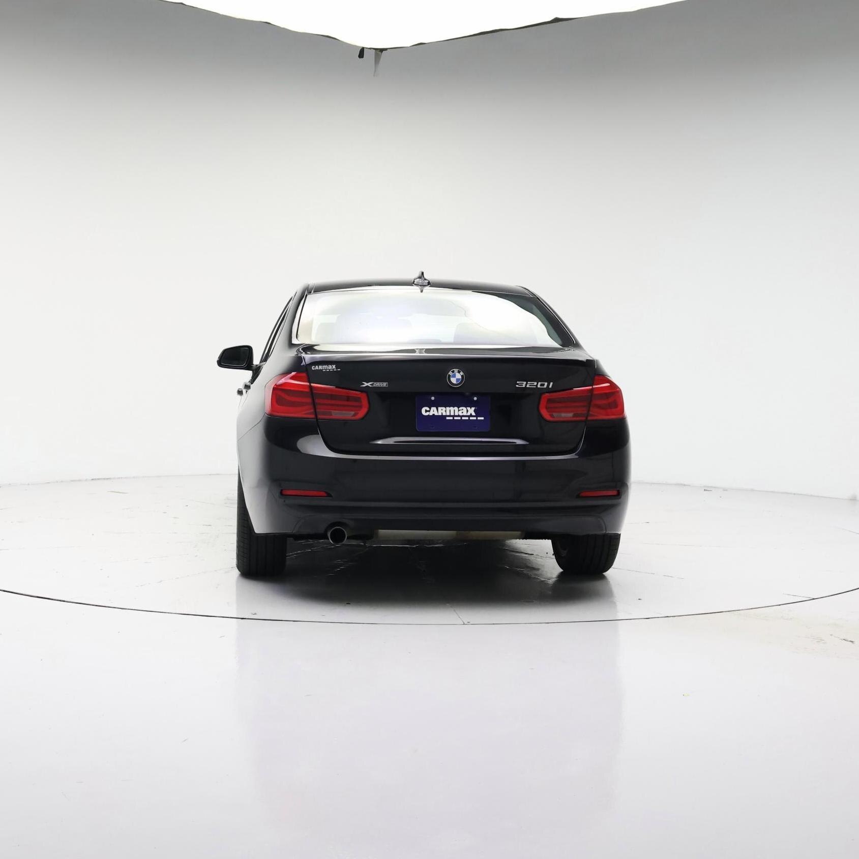 Thumbnail: 2016 BMW 3 Series - 6