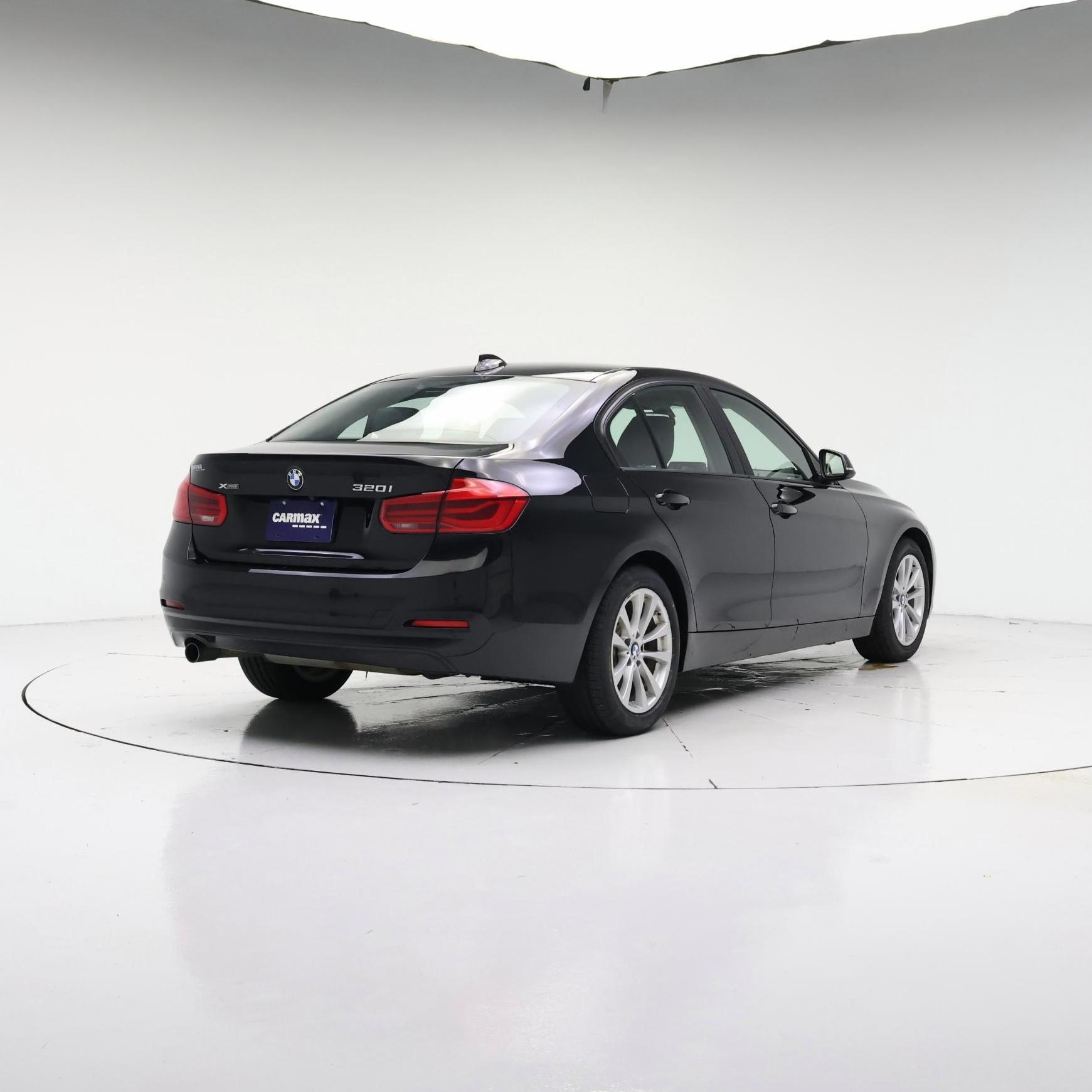Thumbnail: 2016 BMW 3 Series - 8