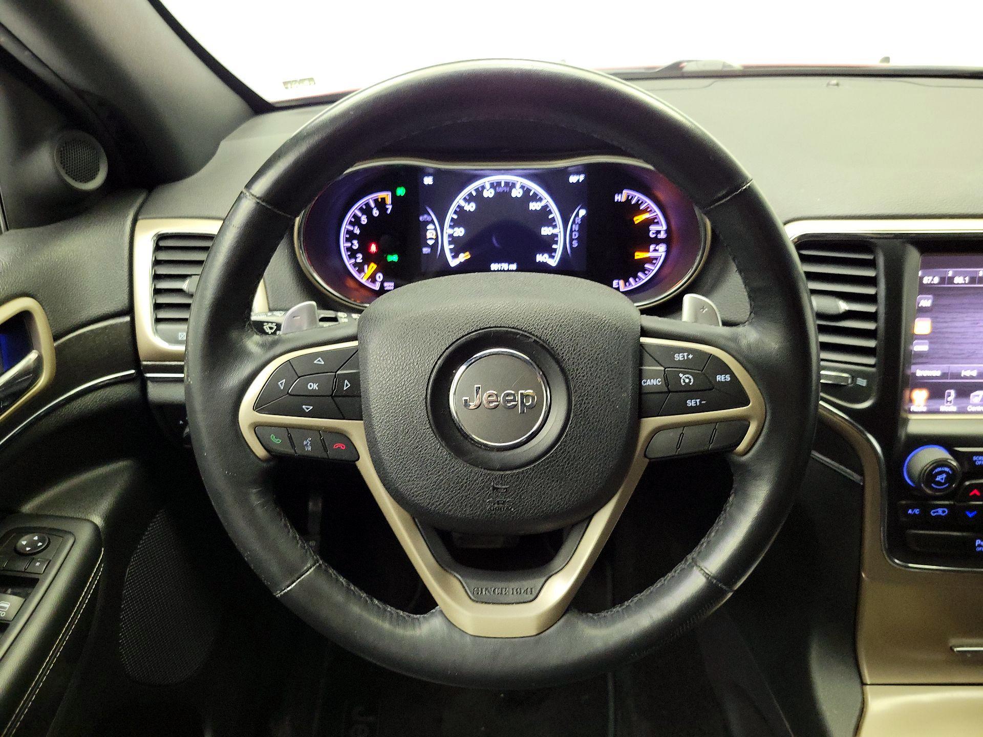 Thumbnail: 2015 Jeep Grand Cherokee - 10