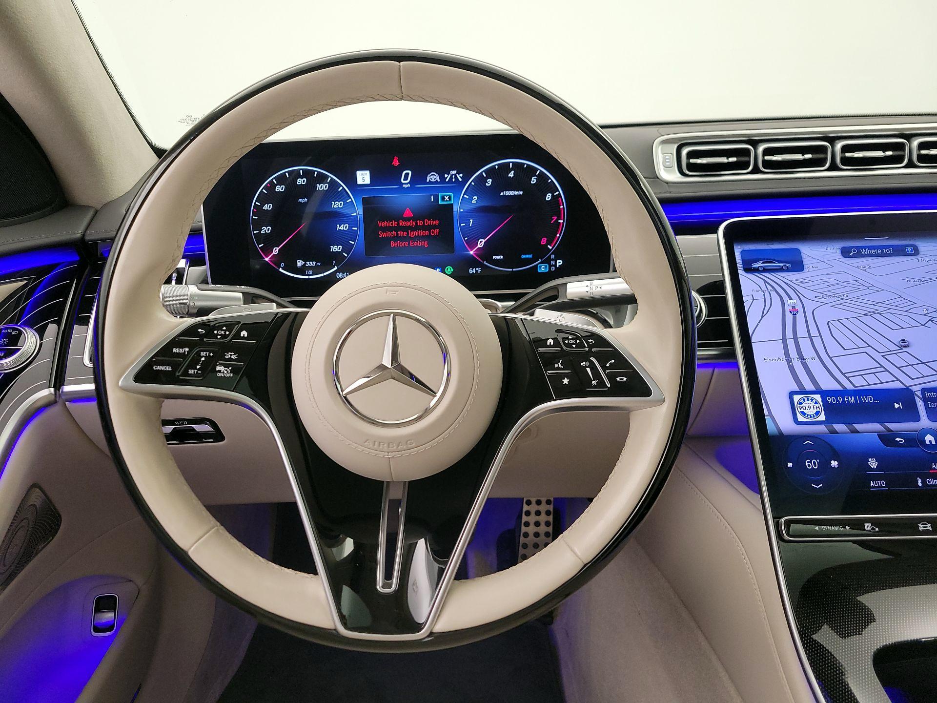 Thumbnail: 2023 Mercedes-Benz S-Class - 10