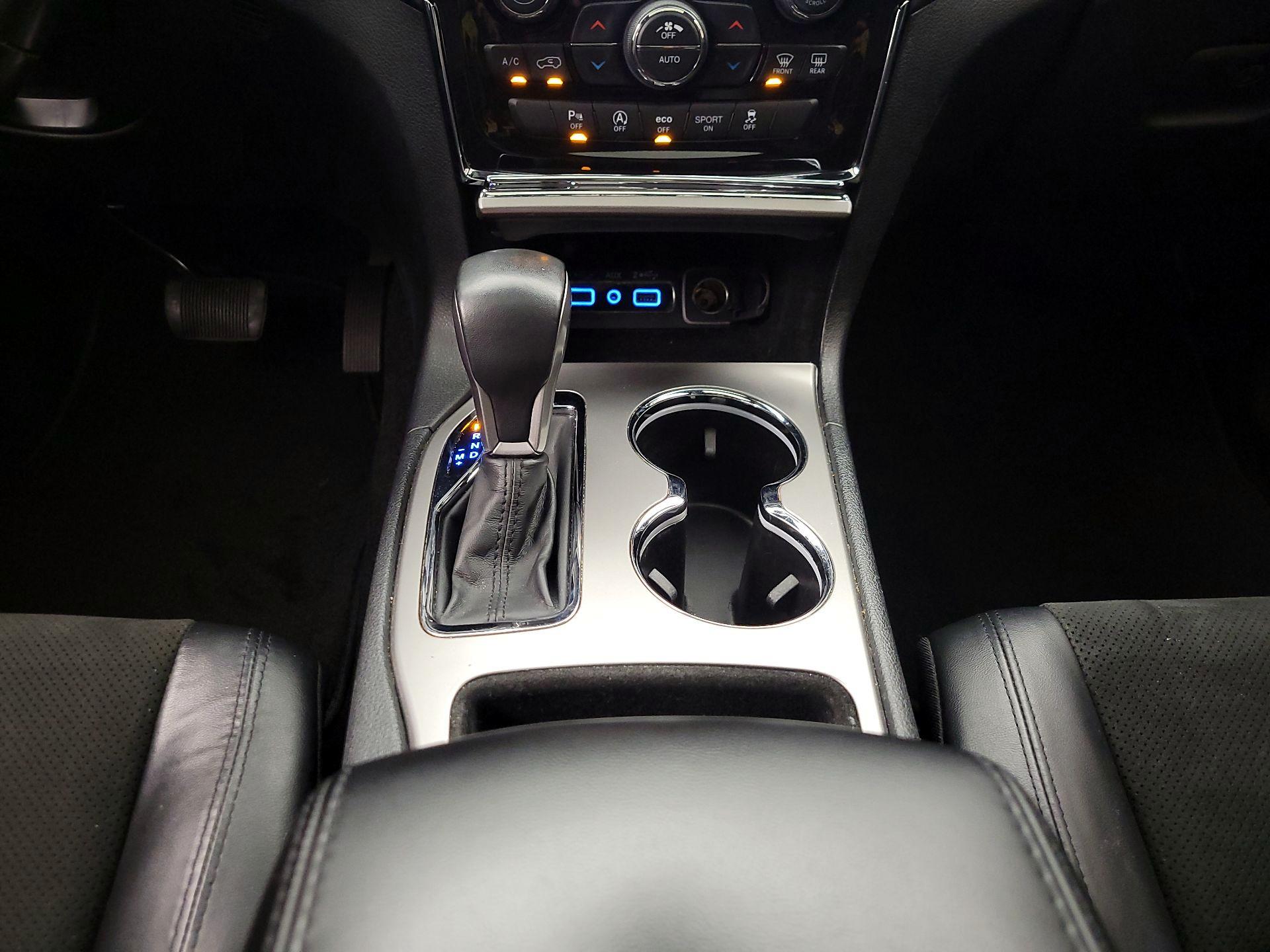 Thumbnail: 2021 Jeep Grand Cherokee - 18