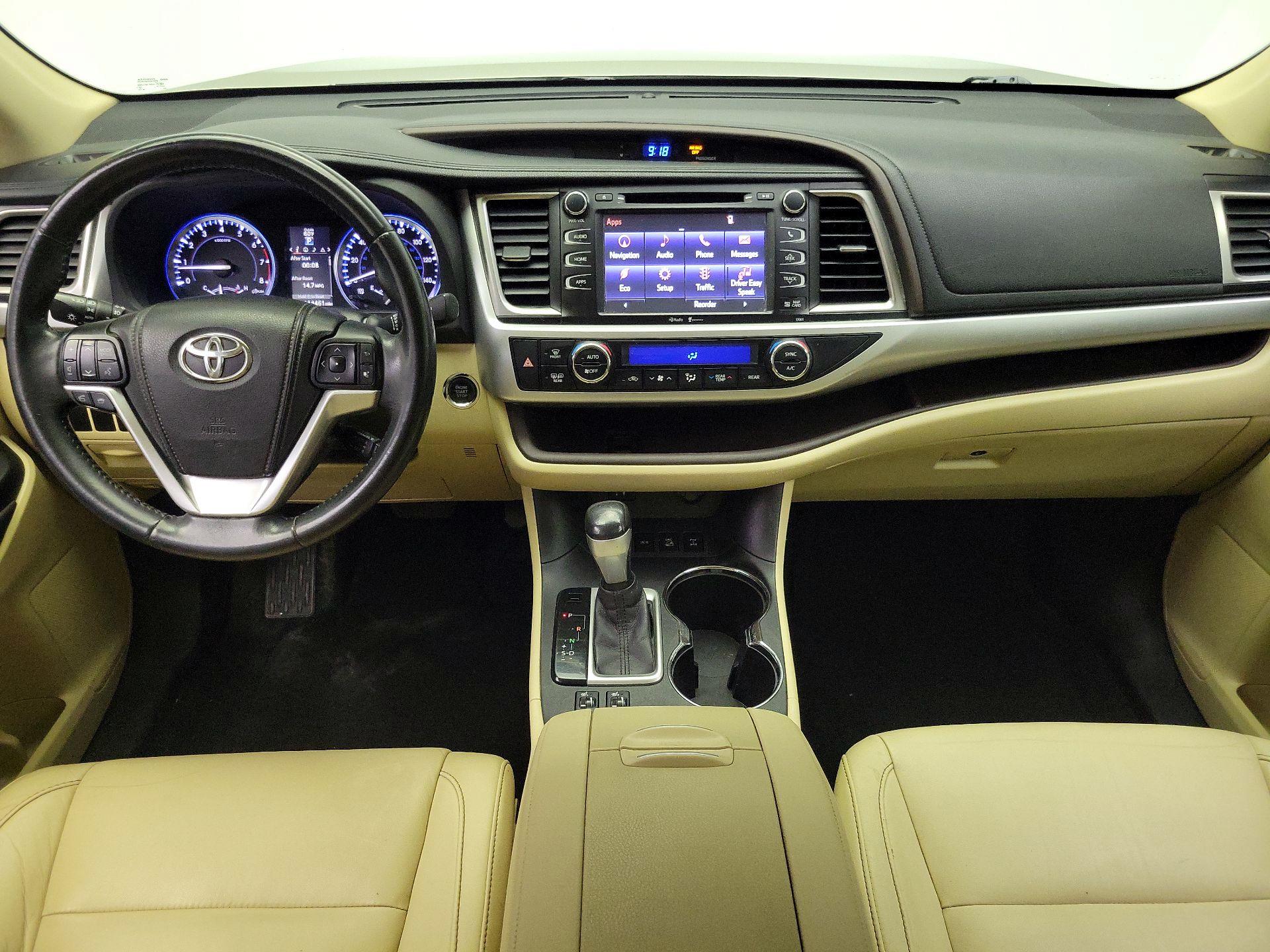 Thumbnail: 2014 Toyota Highlander - 9