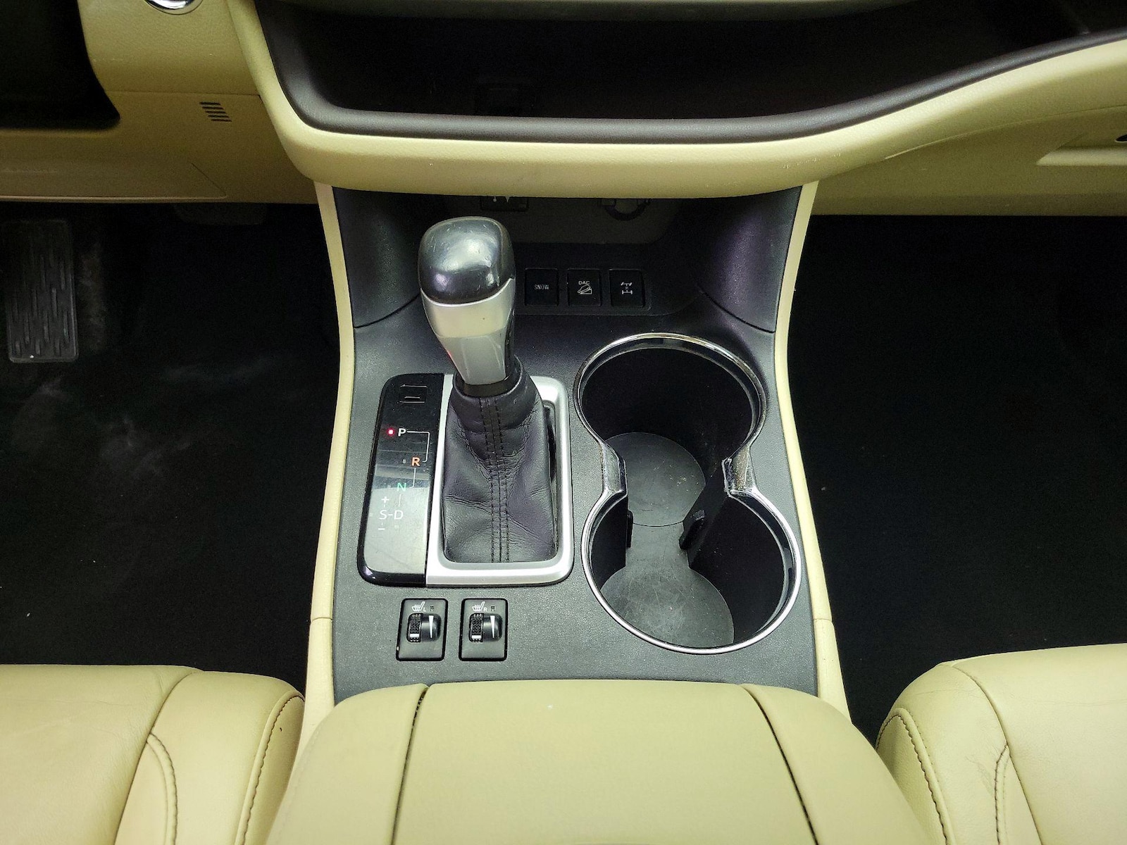 2014 Toyota Highlander XLE - Photo 19