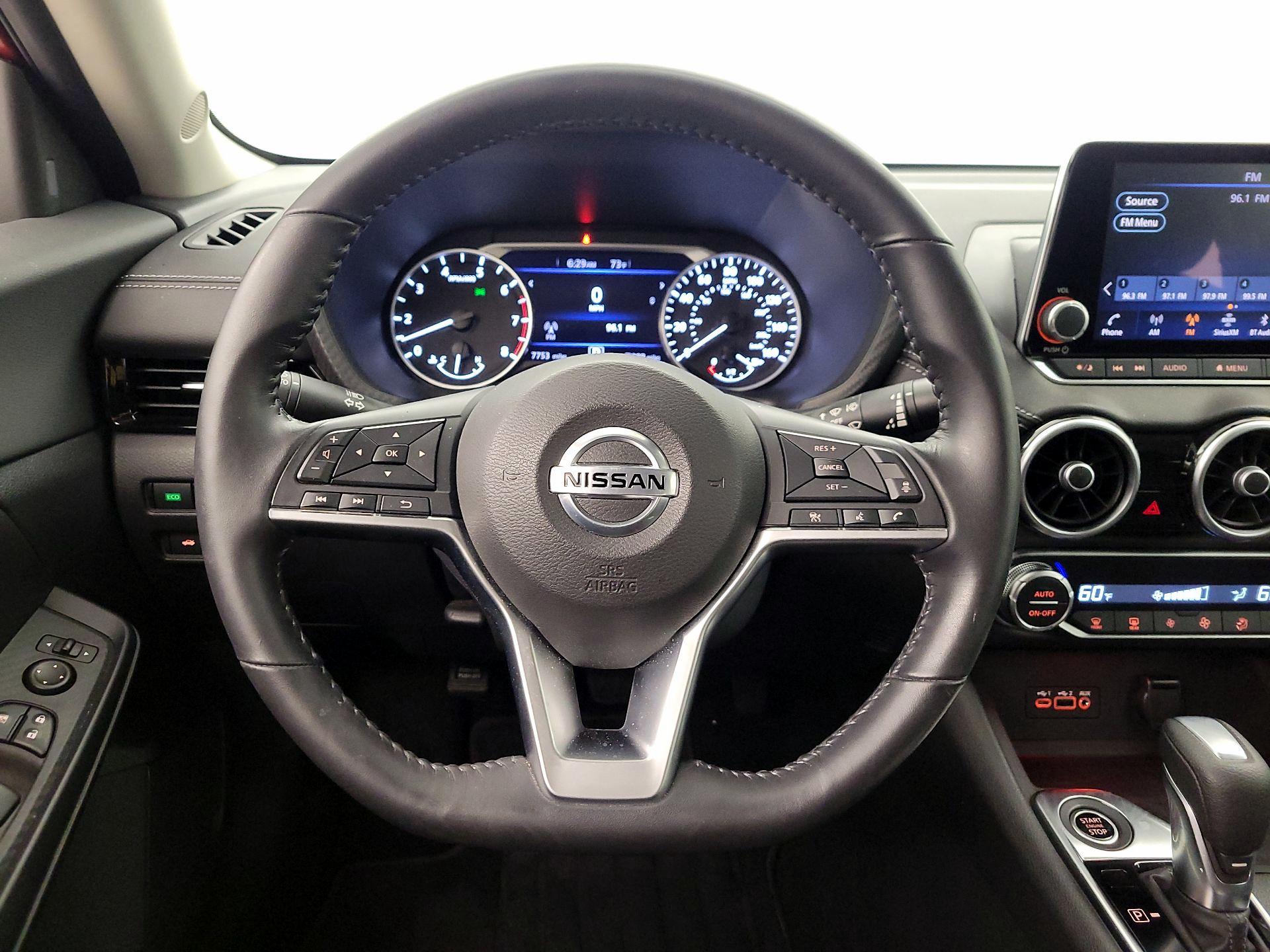Thumbnail: 2021 Nissan Sentra - 10