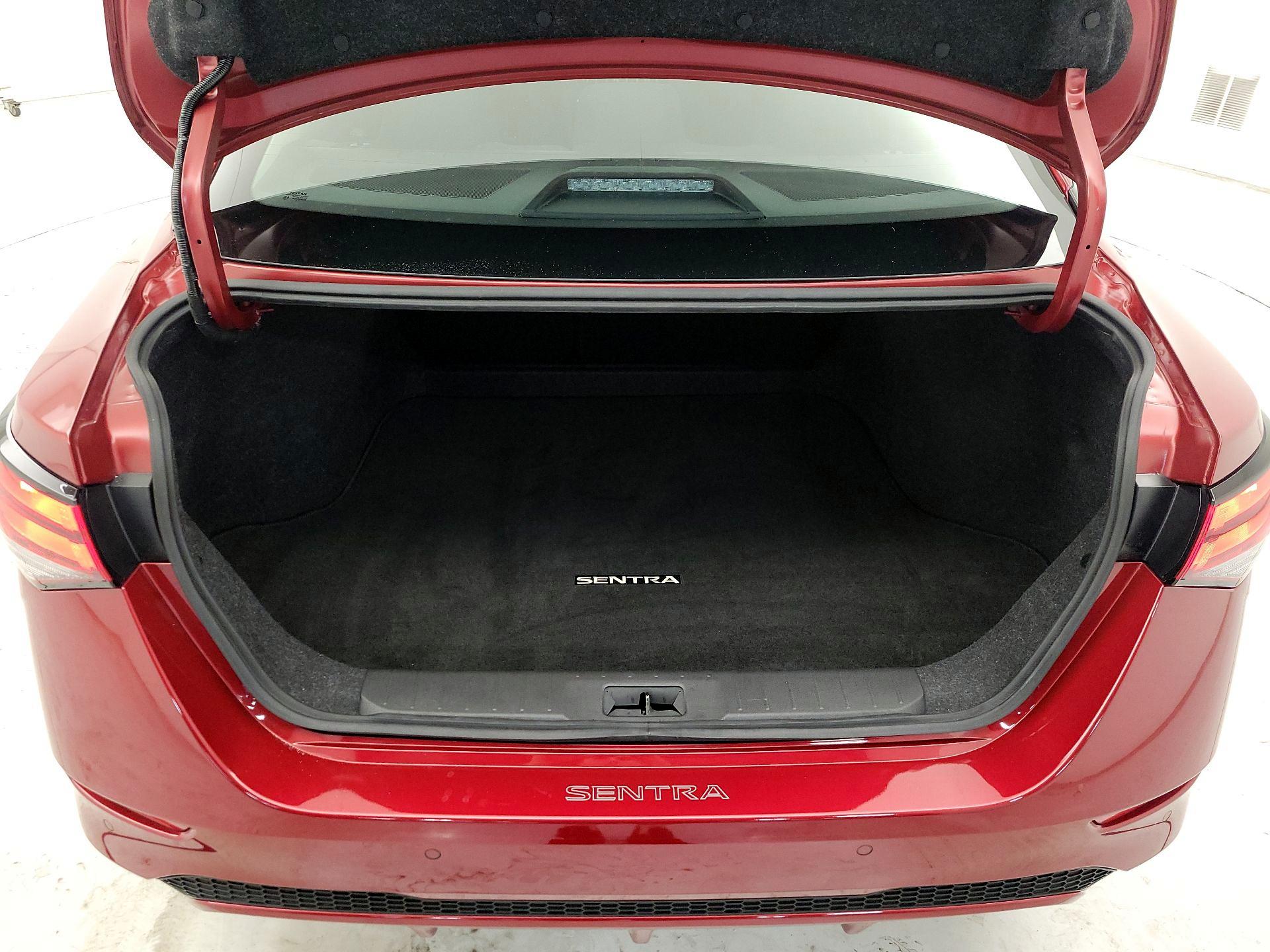 Thumbnail: 2021 Nissan Sentra - 20