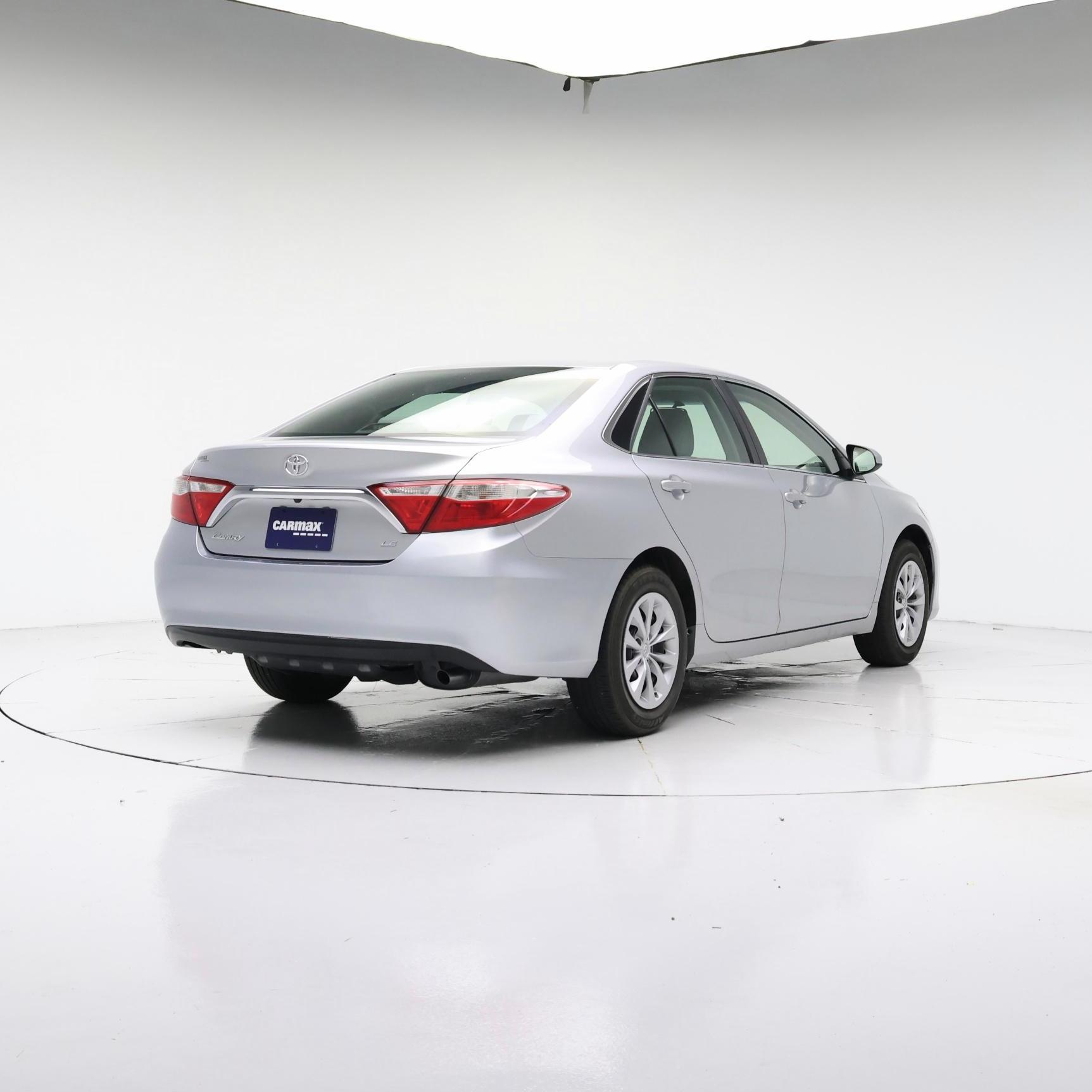 Thumbnail: 2017 Toyota Camry - 8