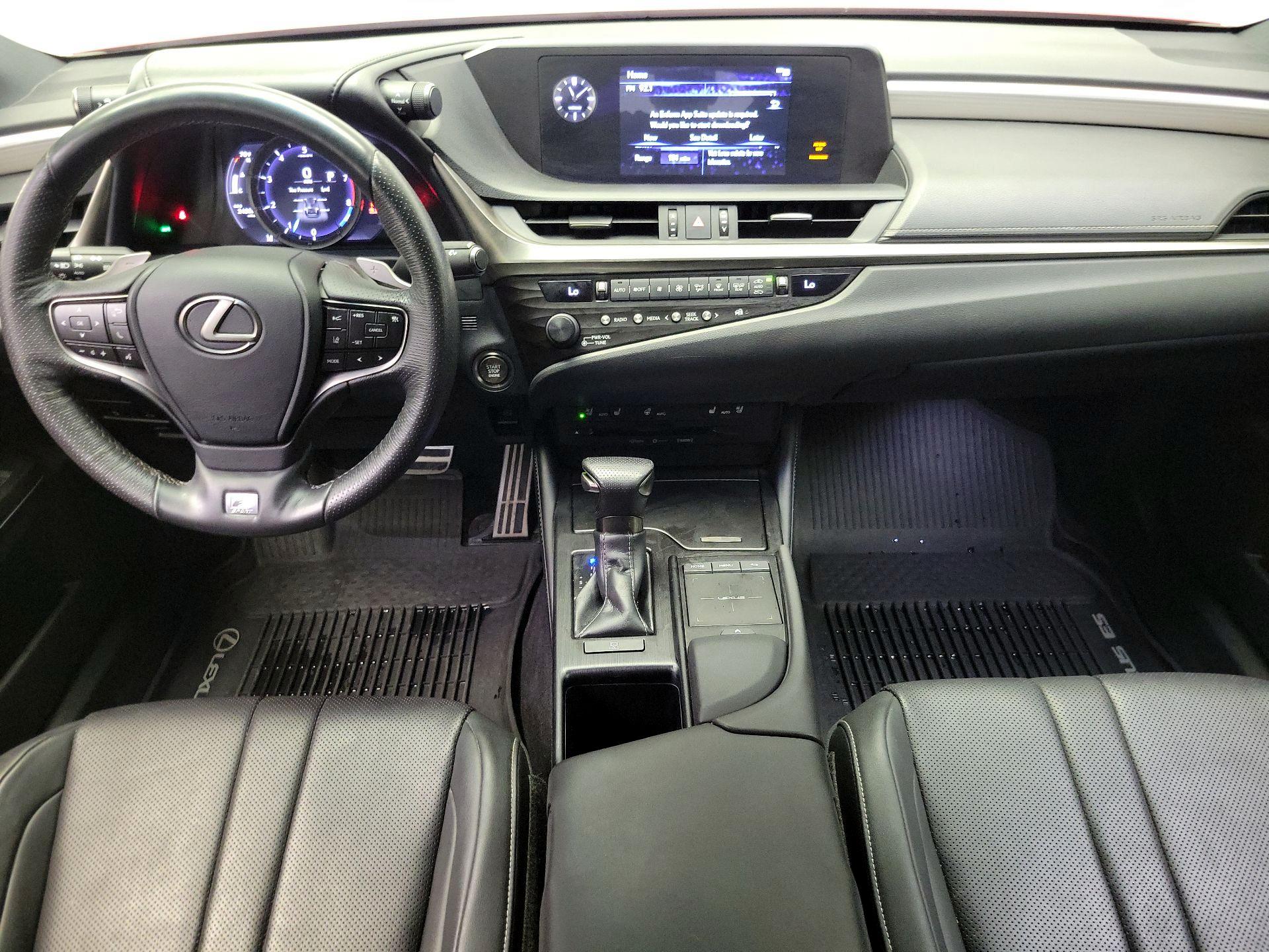 Thumbnail: 2019 Lexus ES - 9