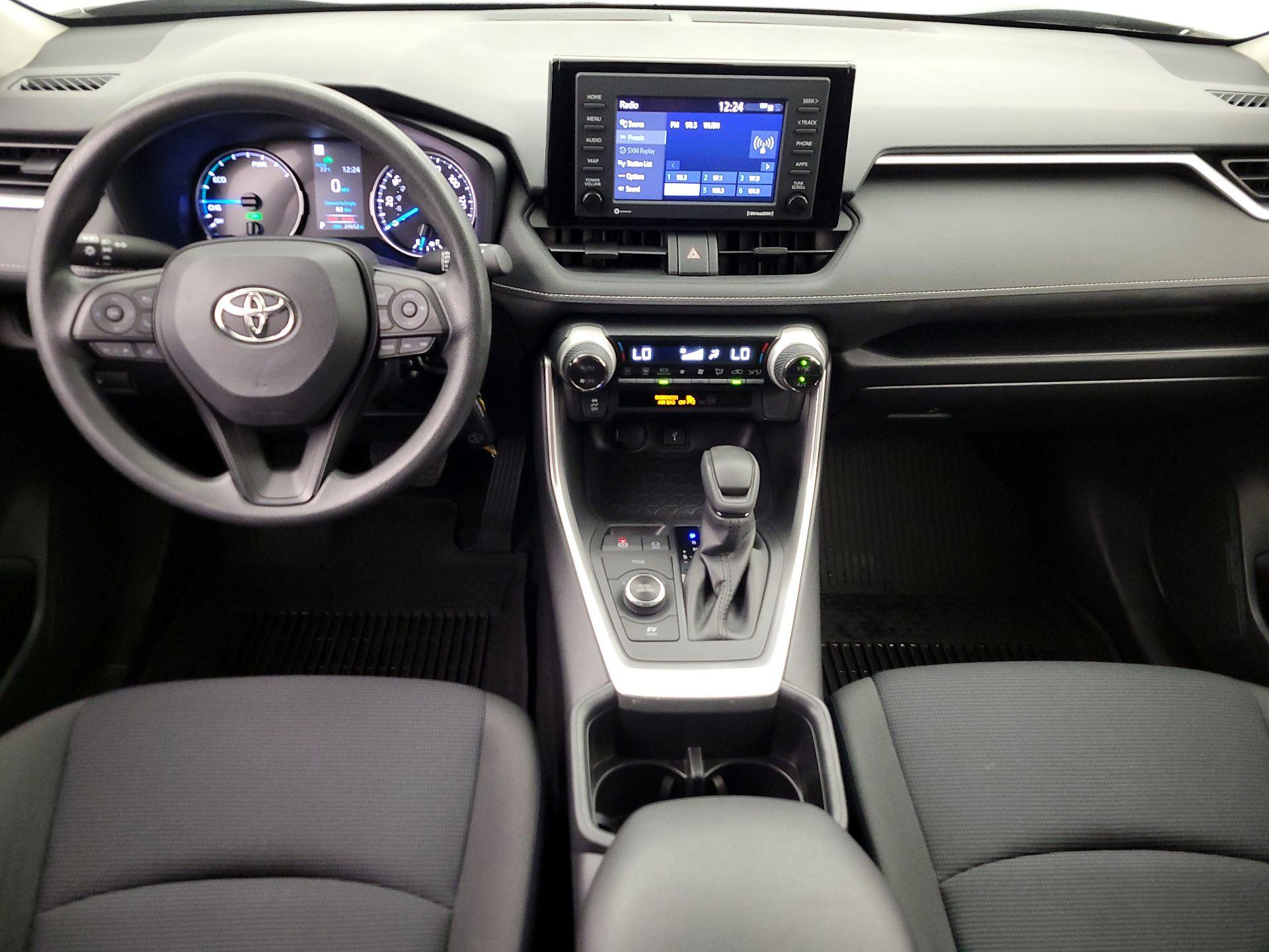 Thumbnail: 2022 Toyota RAV4 - 9